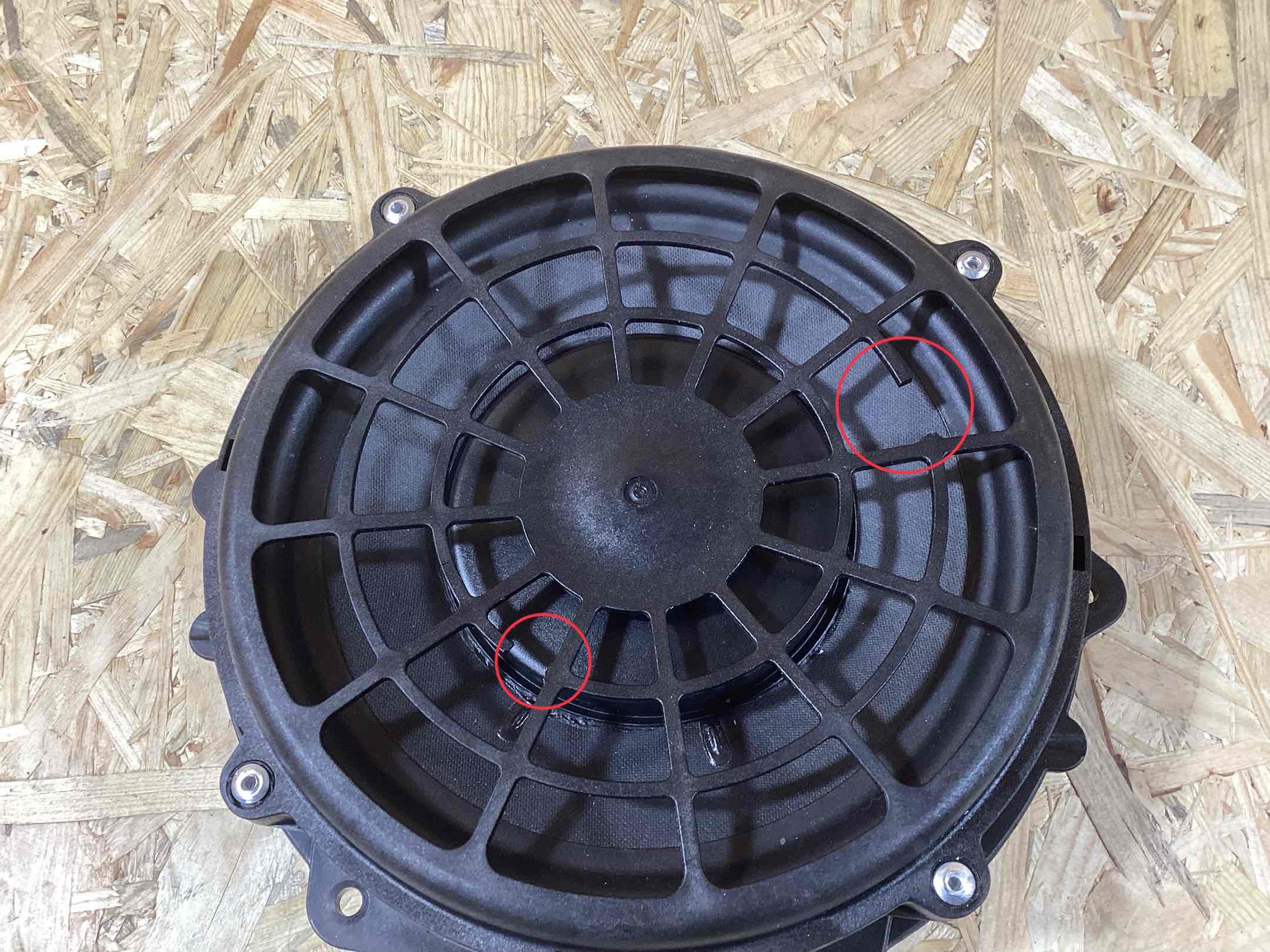 Динамик Porsche 911 040526-131
