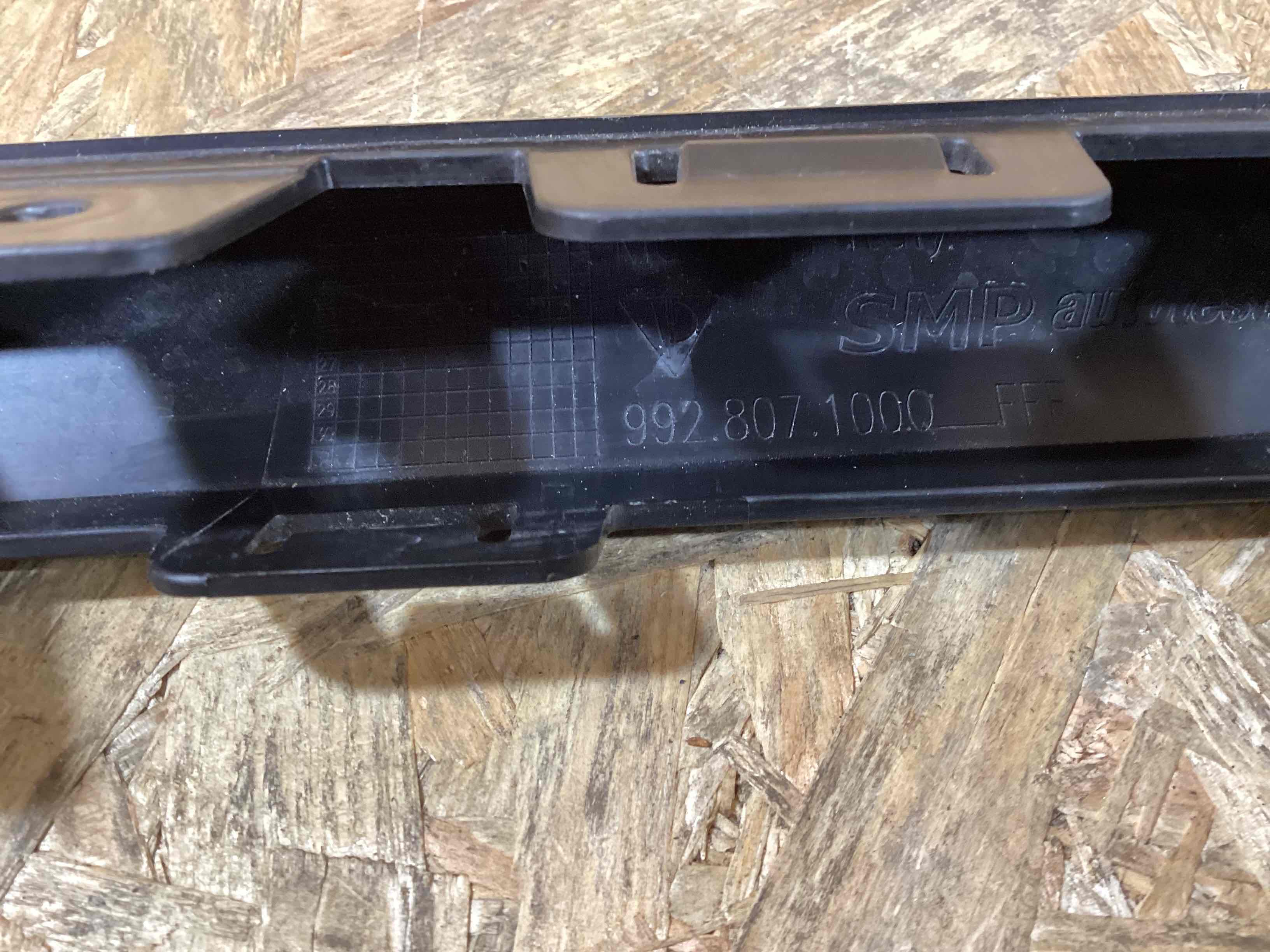 Накладка на бампер Porsche 911 040926-110