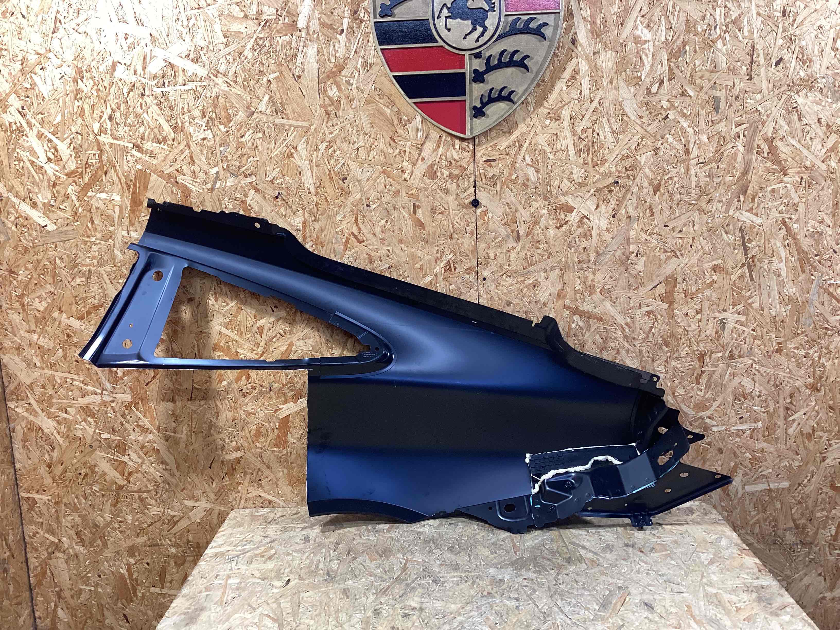 Крило заднє праве Porsche 911 040926-116