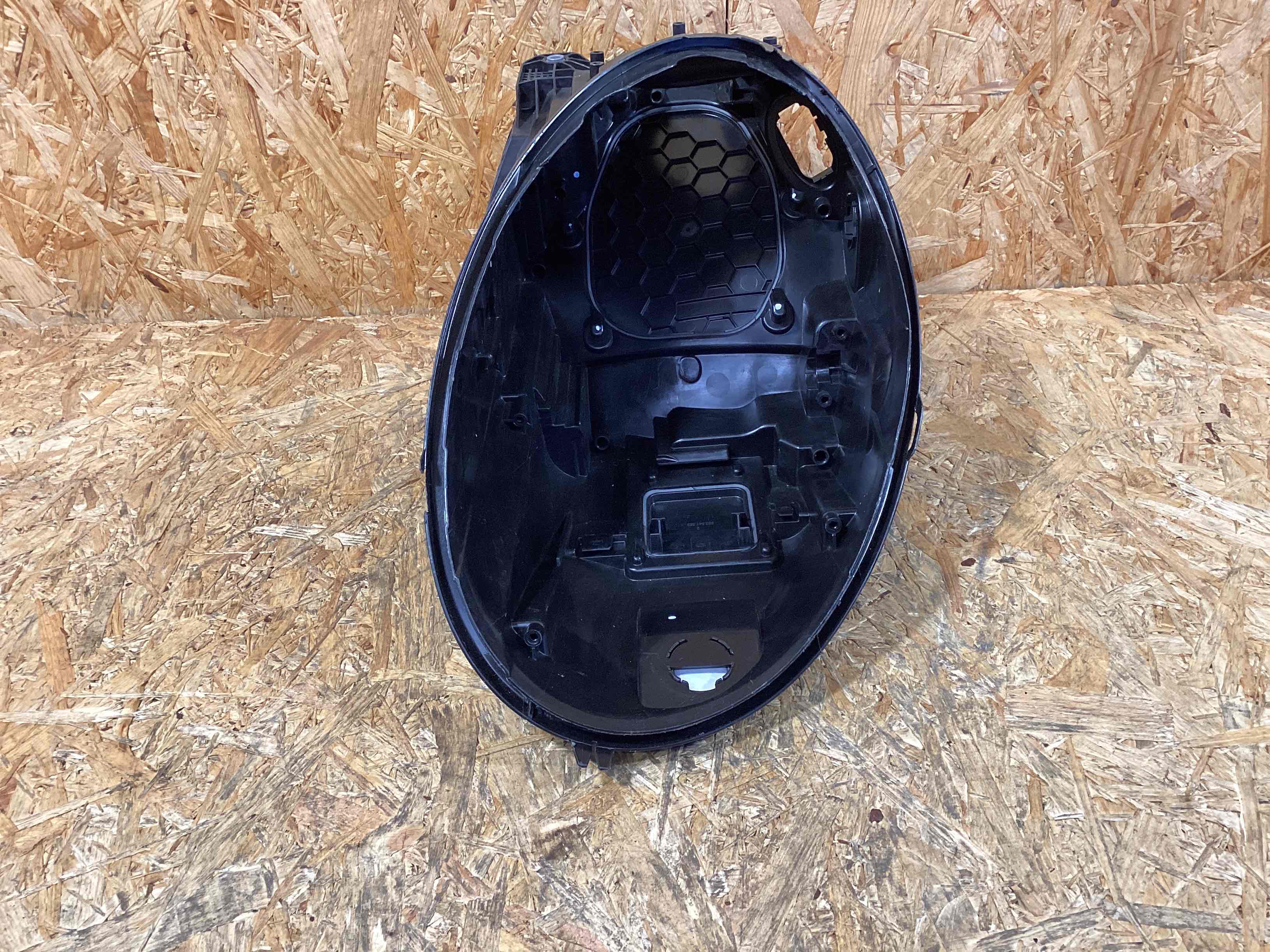 Фара левая Porsche 911 041125-102