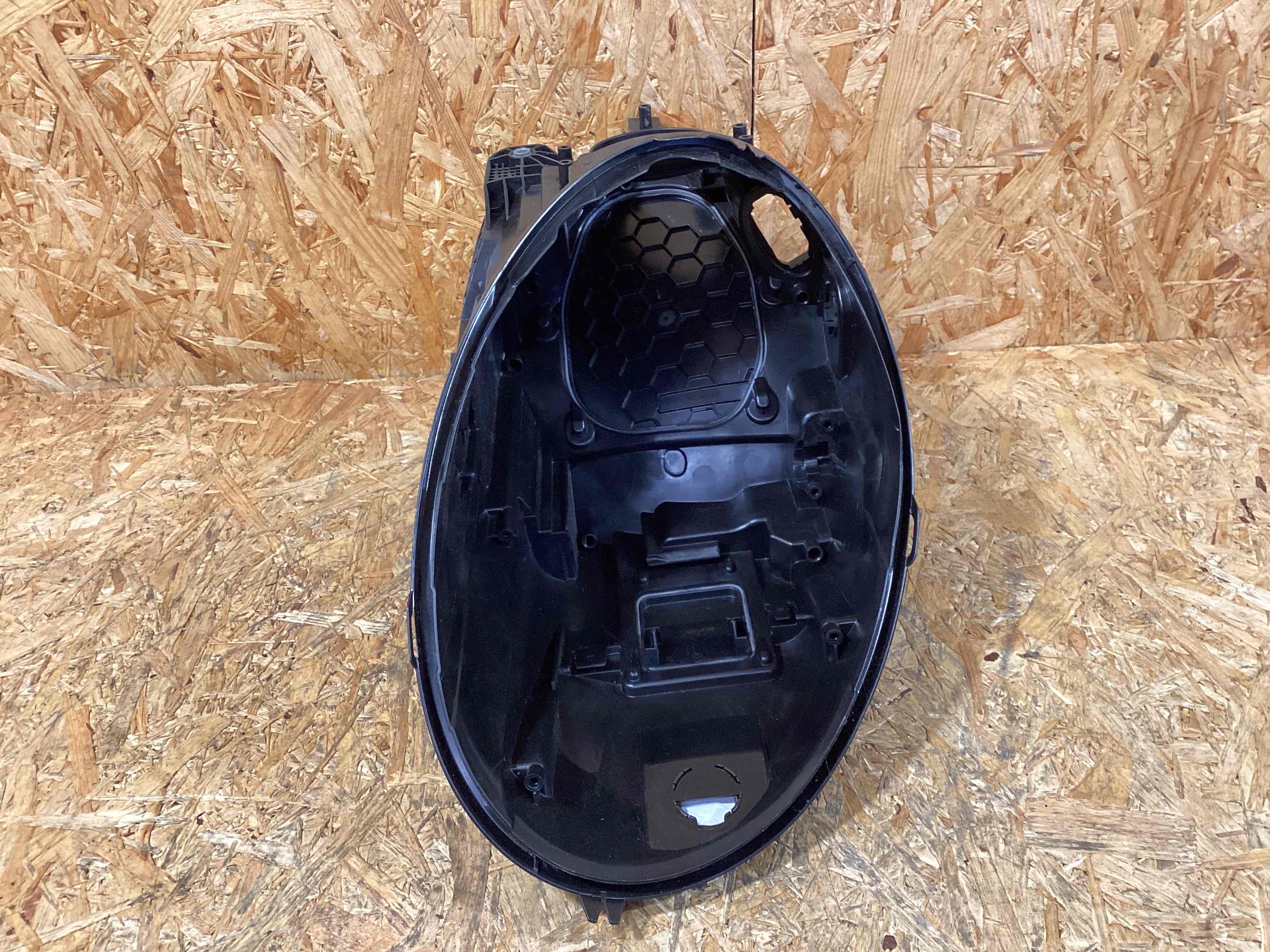 Фара левая Porsche 911 041125-103