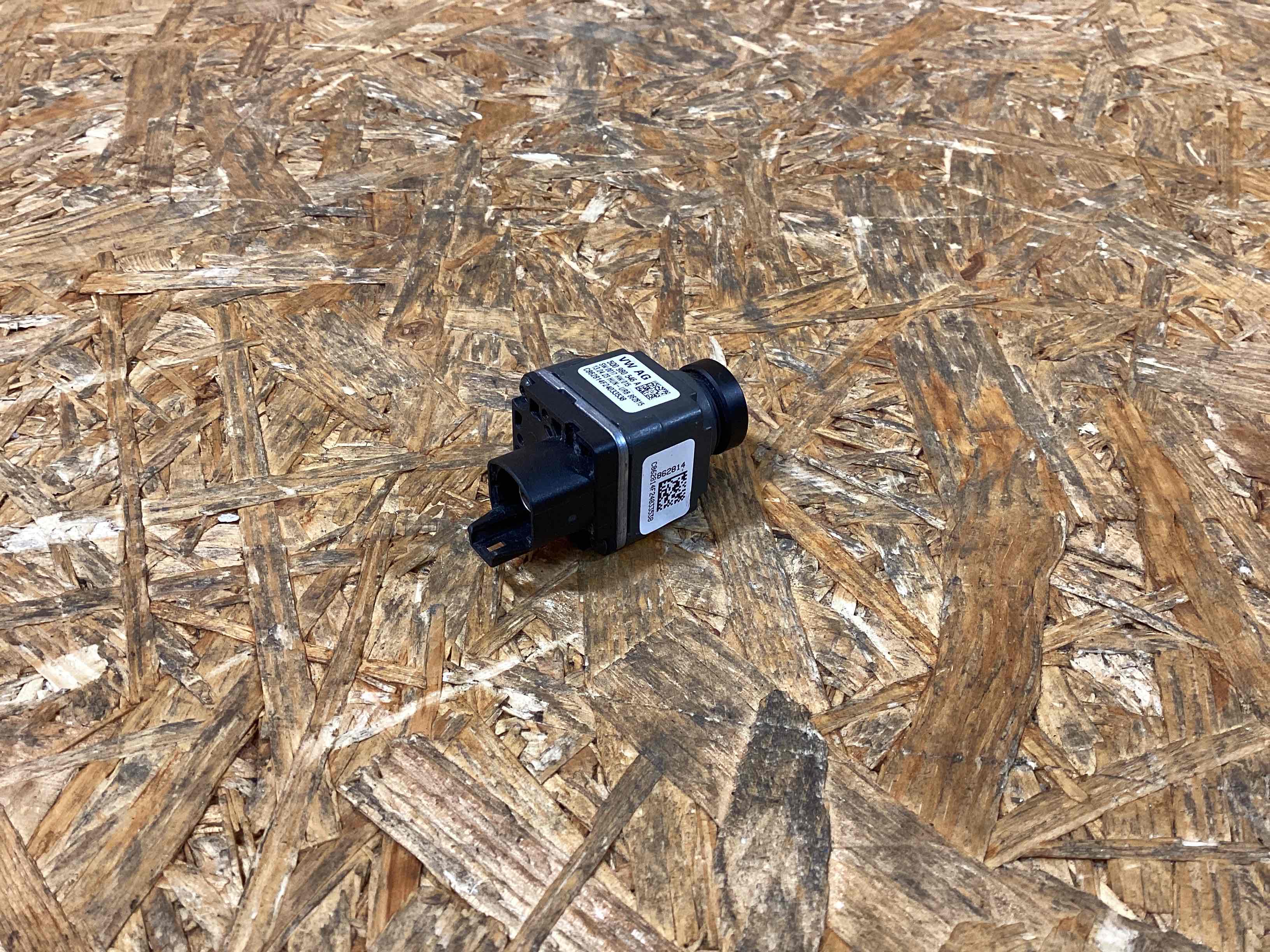 Камера, крепление камеры, корпус Porsche Macan 041225-101