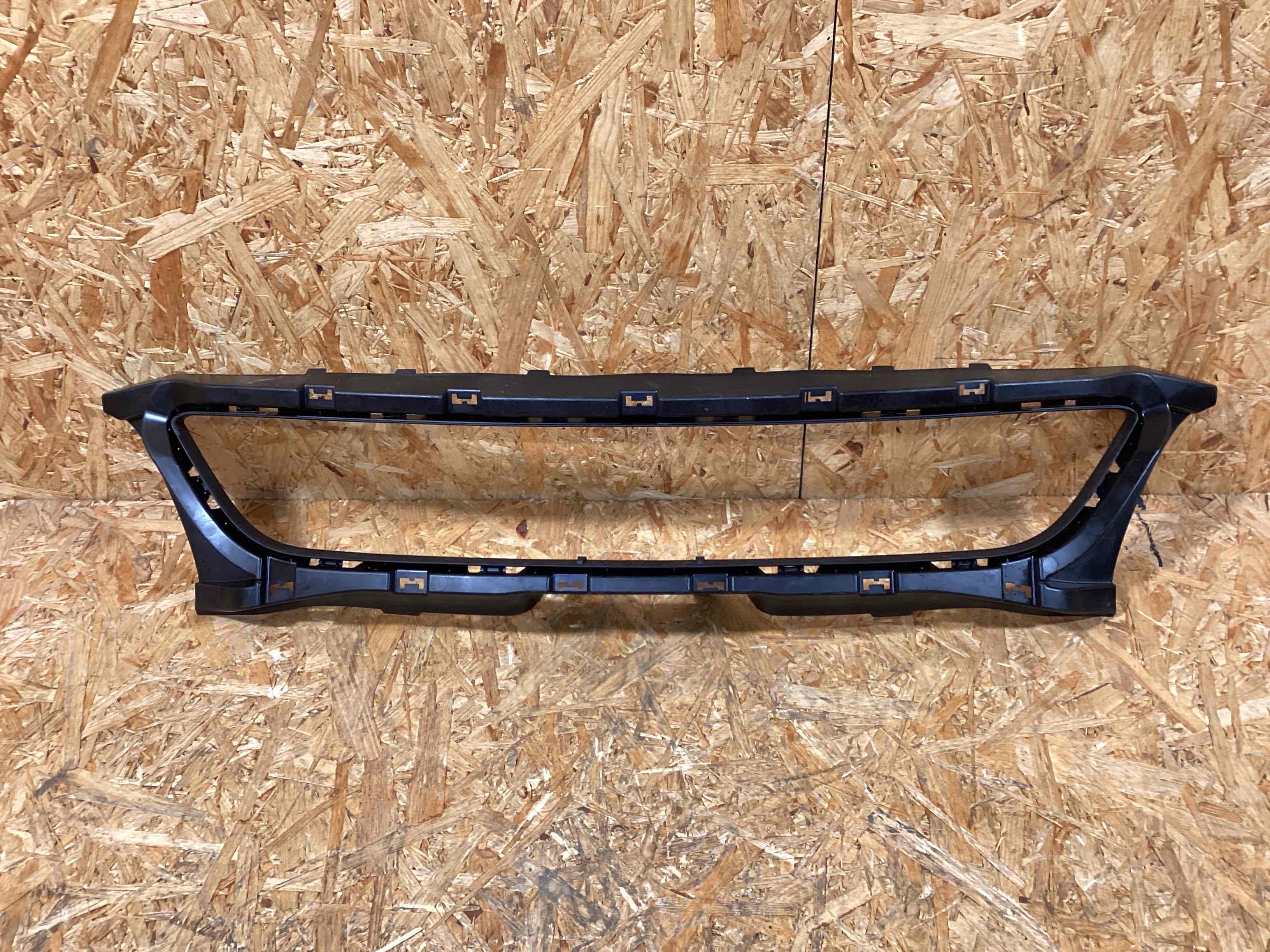 Заглушка, вставка (решетка) в бампер Porsche Cayman 041225-112