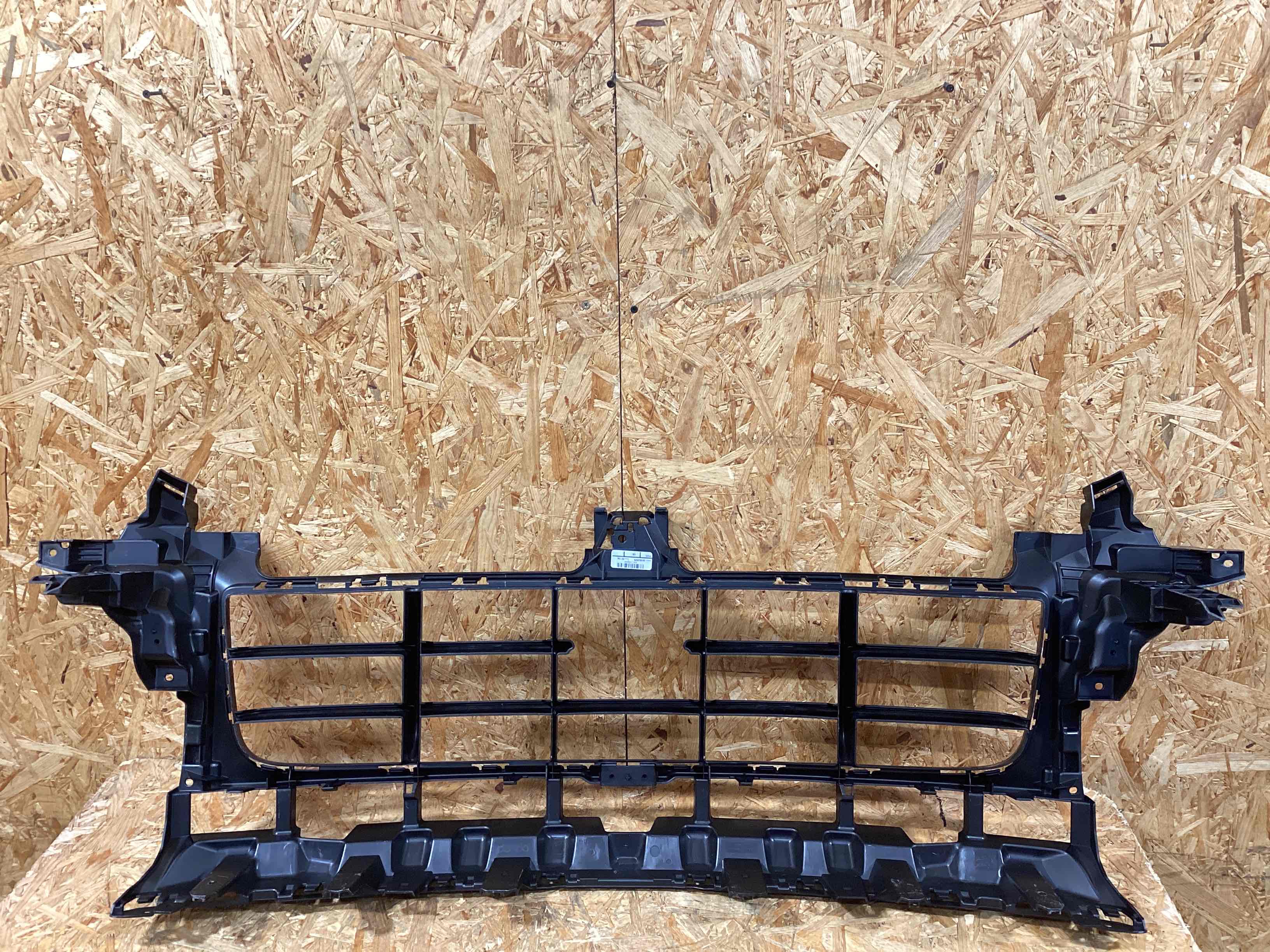 Заглушка, вставка (решетка) в бампер Porsche Cayenne 050126-101