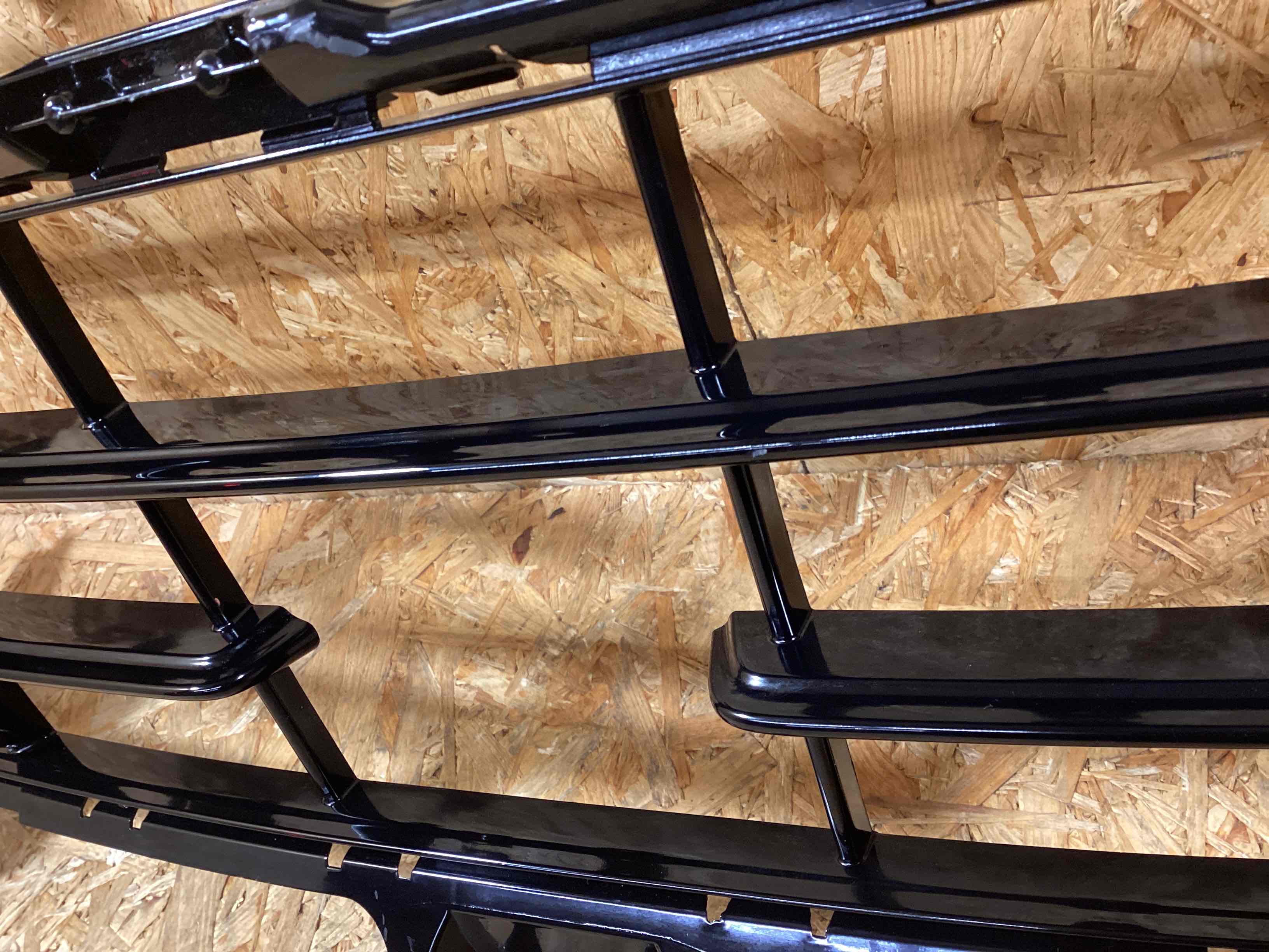 Заглушка, вставка (решетка) в бампер Porsche Cayenne 050126-103