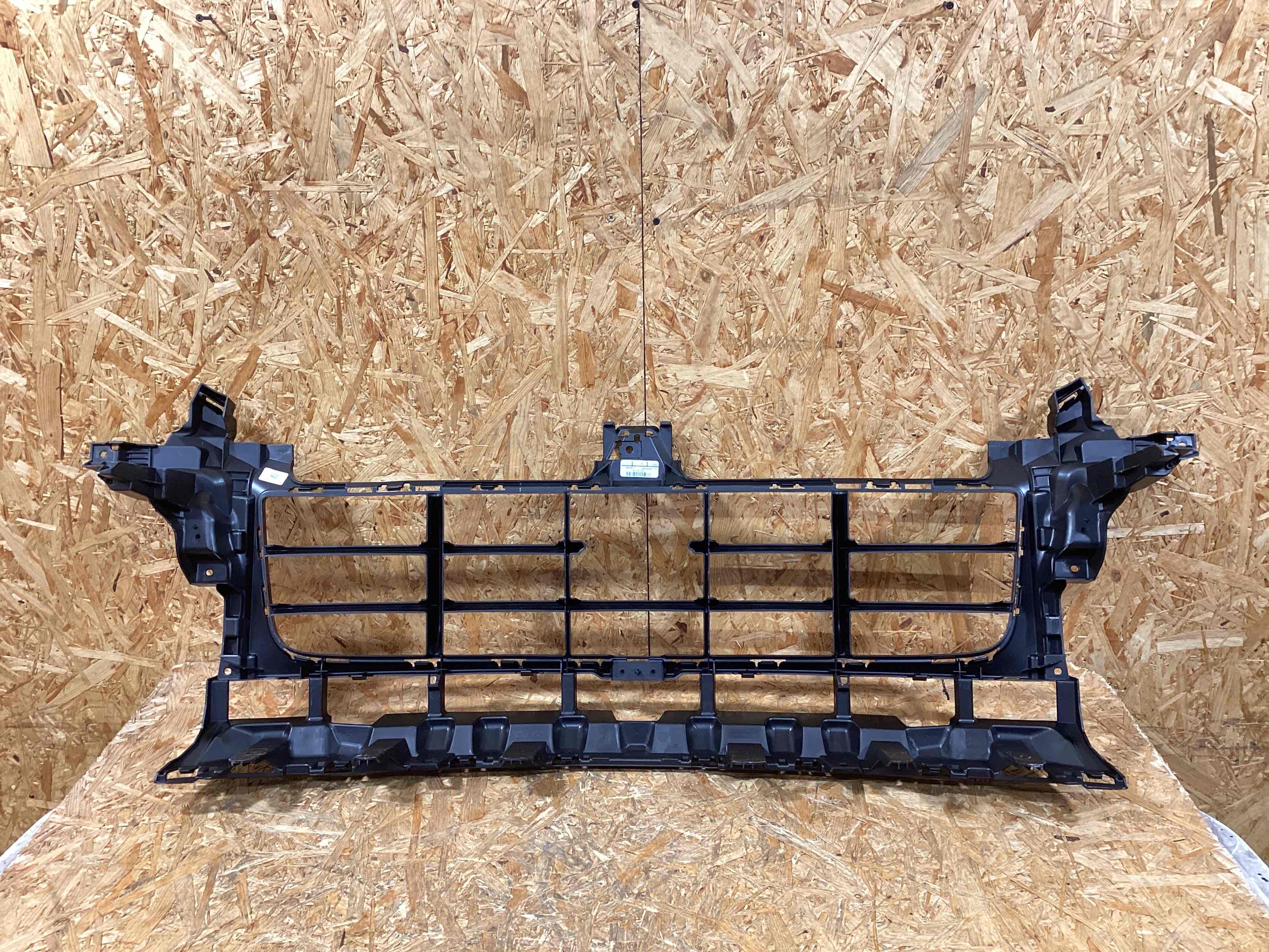 Заглушка, вставка (решетка) в бампер Porsche Cayenne 050126-103