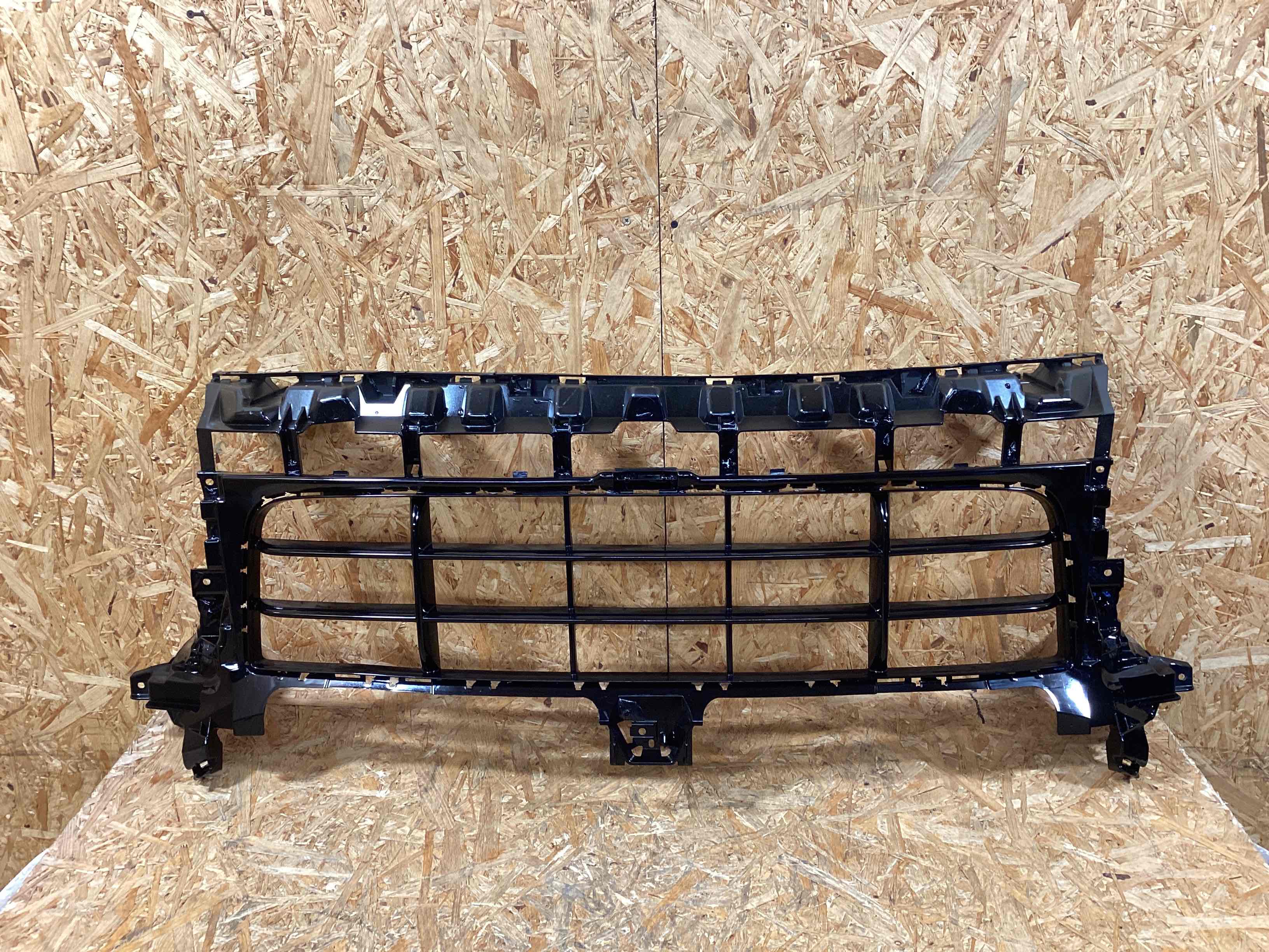 Заглушка, вставка (решетка) в бампер Porsche Cayenne 050126-104