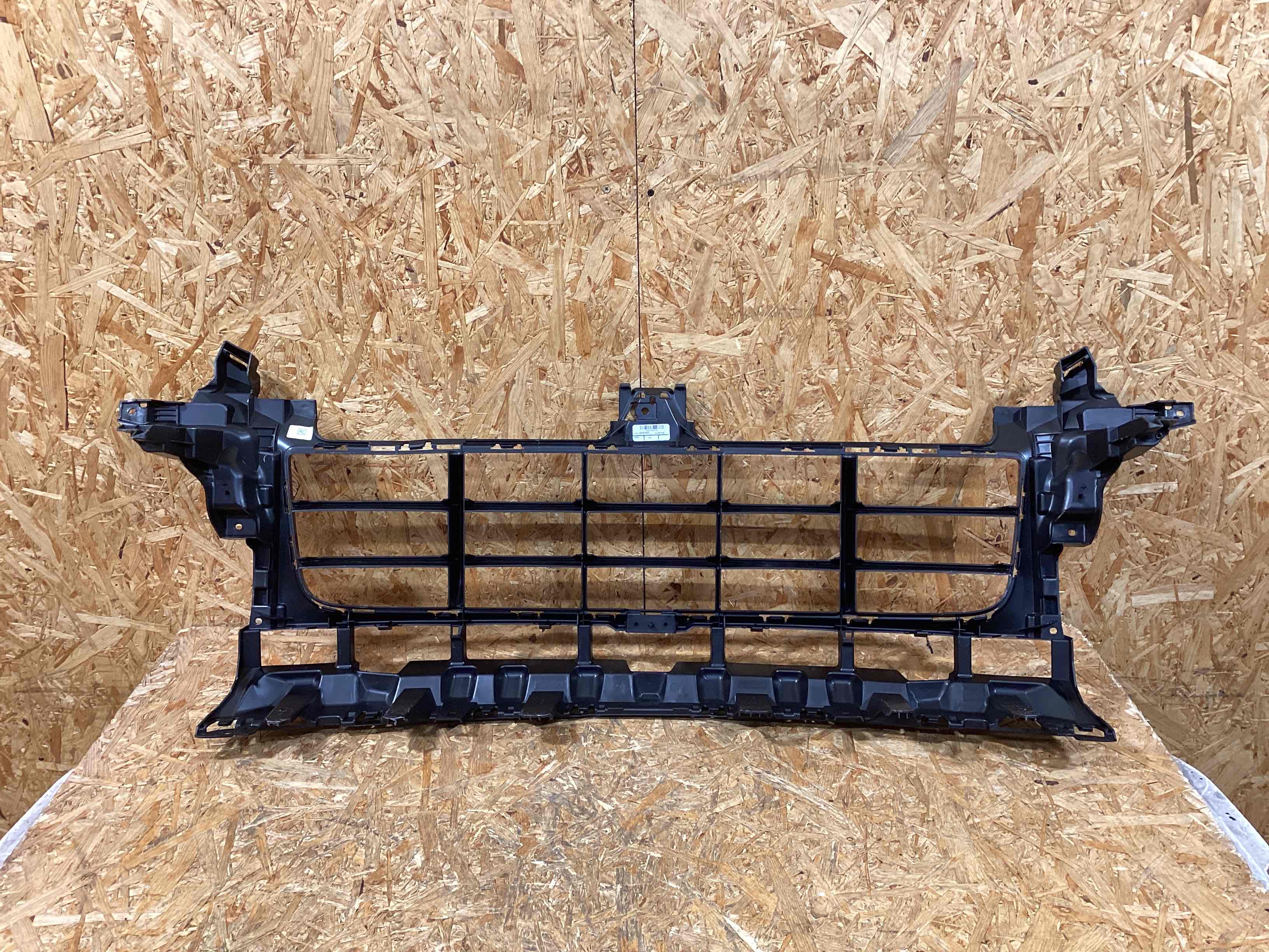 Заглушка, вставка (решетка) в бампер Porsche Cayenne 050126-105