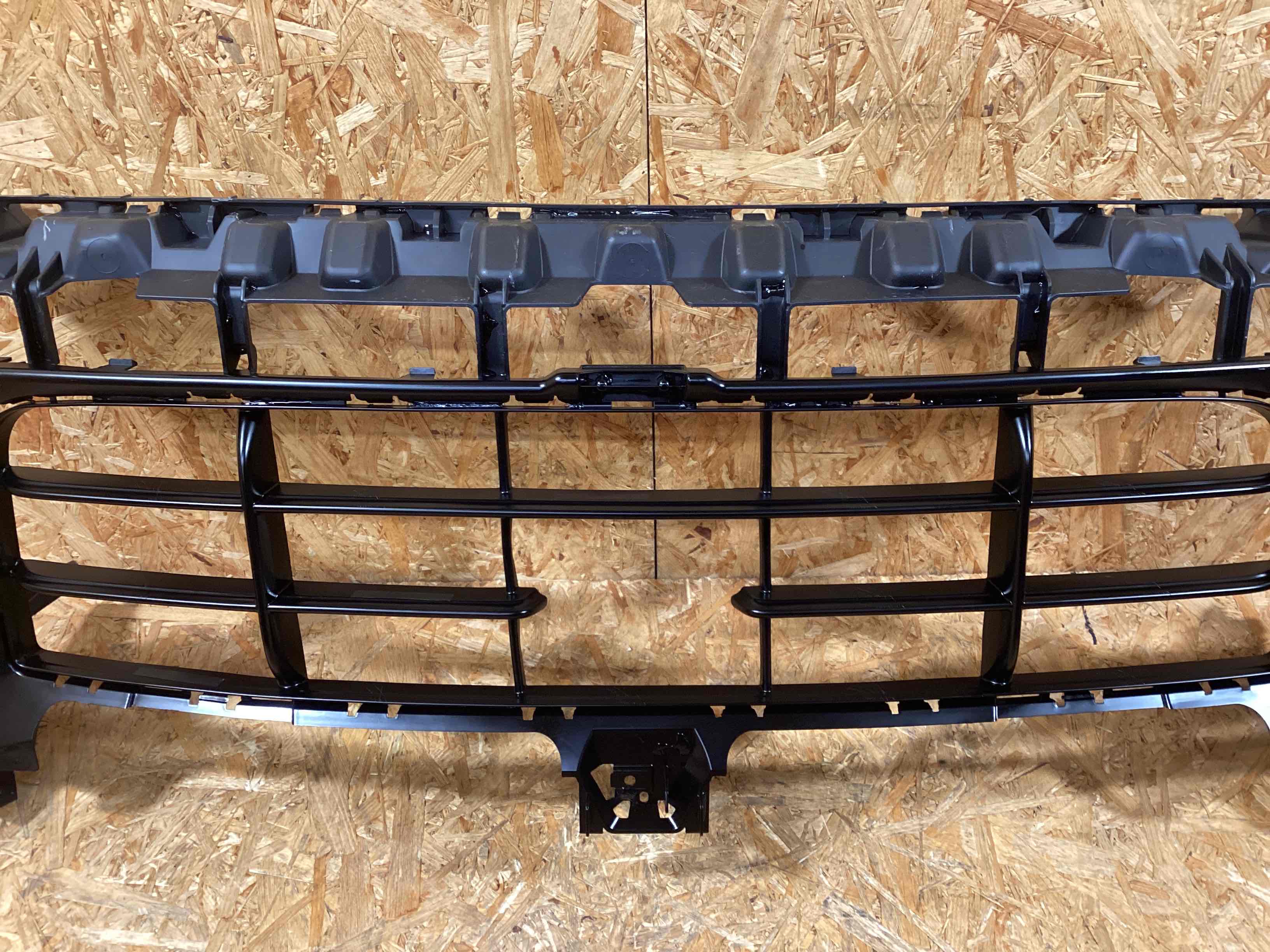 Заглушка, вставка (решетка) в бампер Porsche Cayenne 050126-106