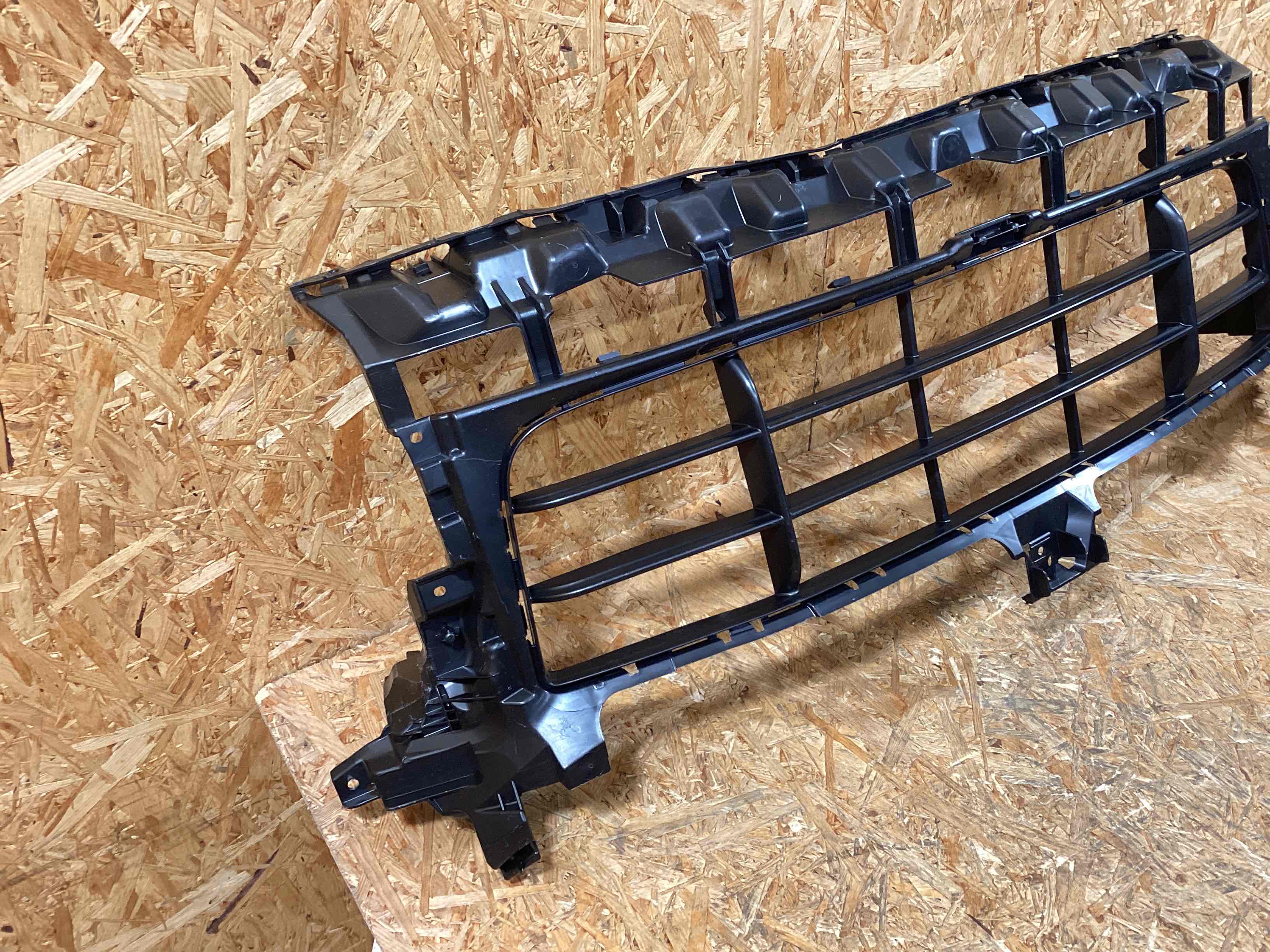 Заглушка, вставка (решетка) в бампер Porsche Cayenne 050126-113