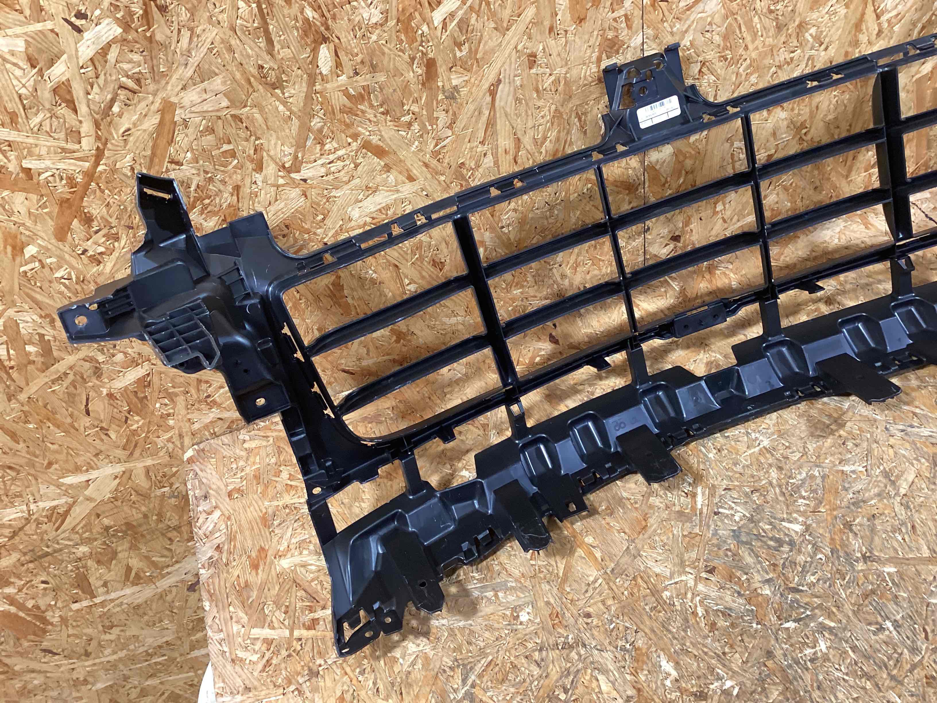 Заглушка, вставка (решетка) в бампер Porsche Cayenne 050126-113