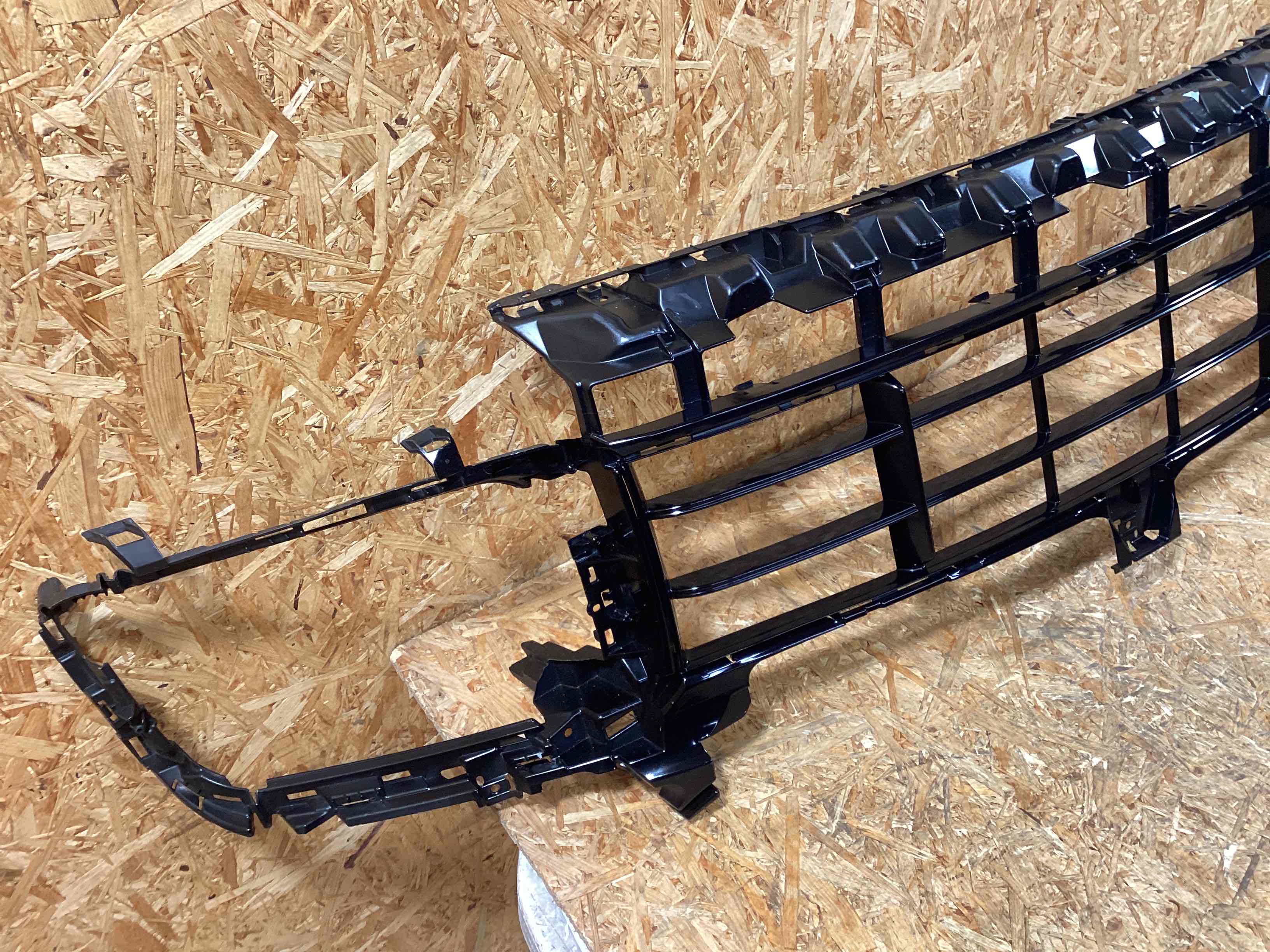 Заглушка, вставка (решетка) в бампер Porsche Cayenne 050126-114