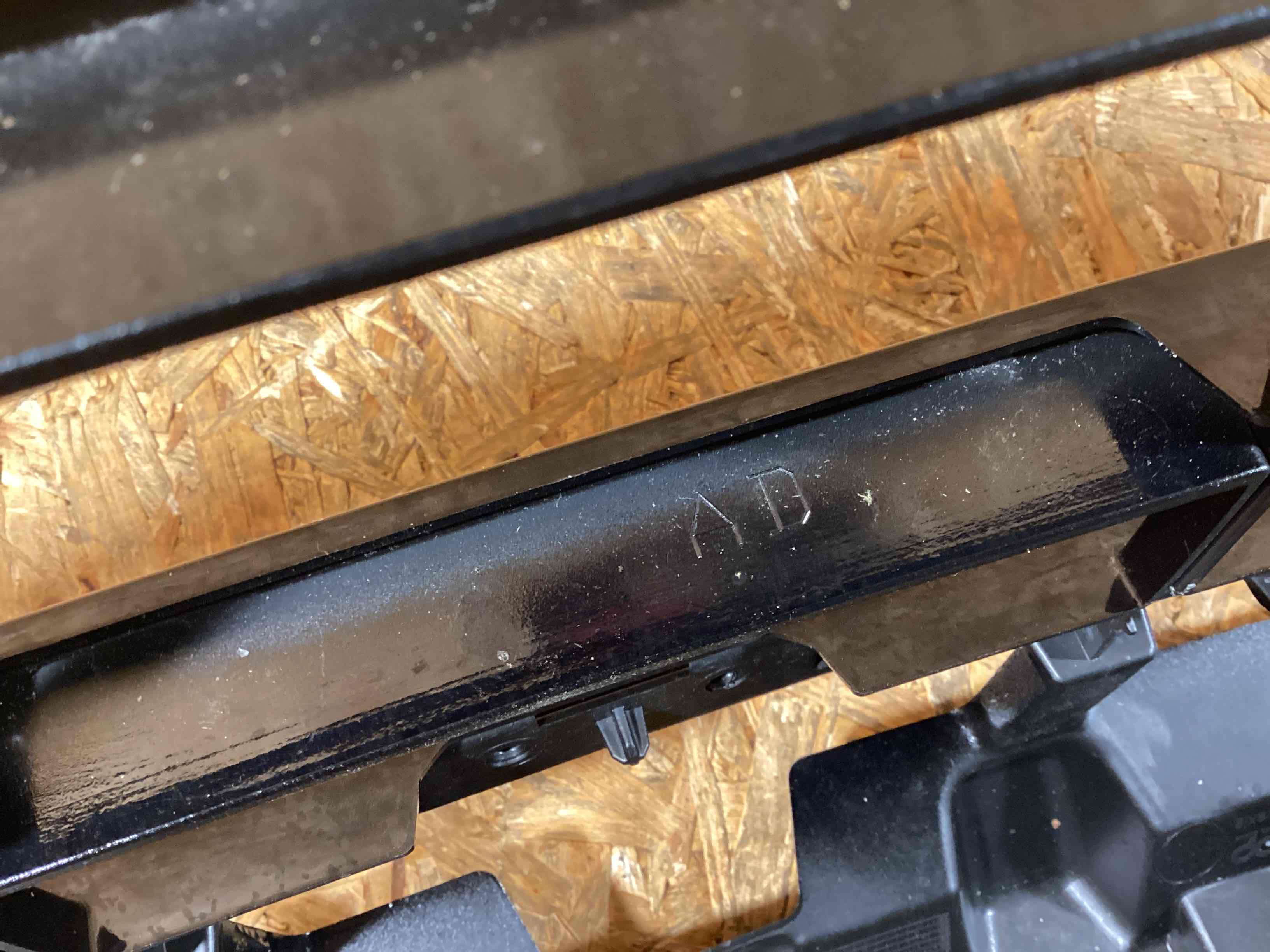 Заглушка, вставка (решетка) в бампер Porsche Cayenne 050126-114