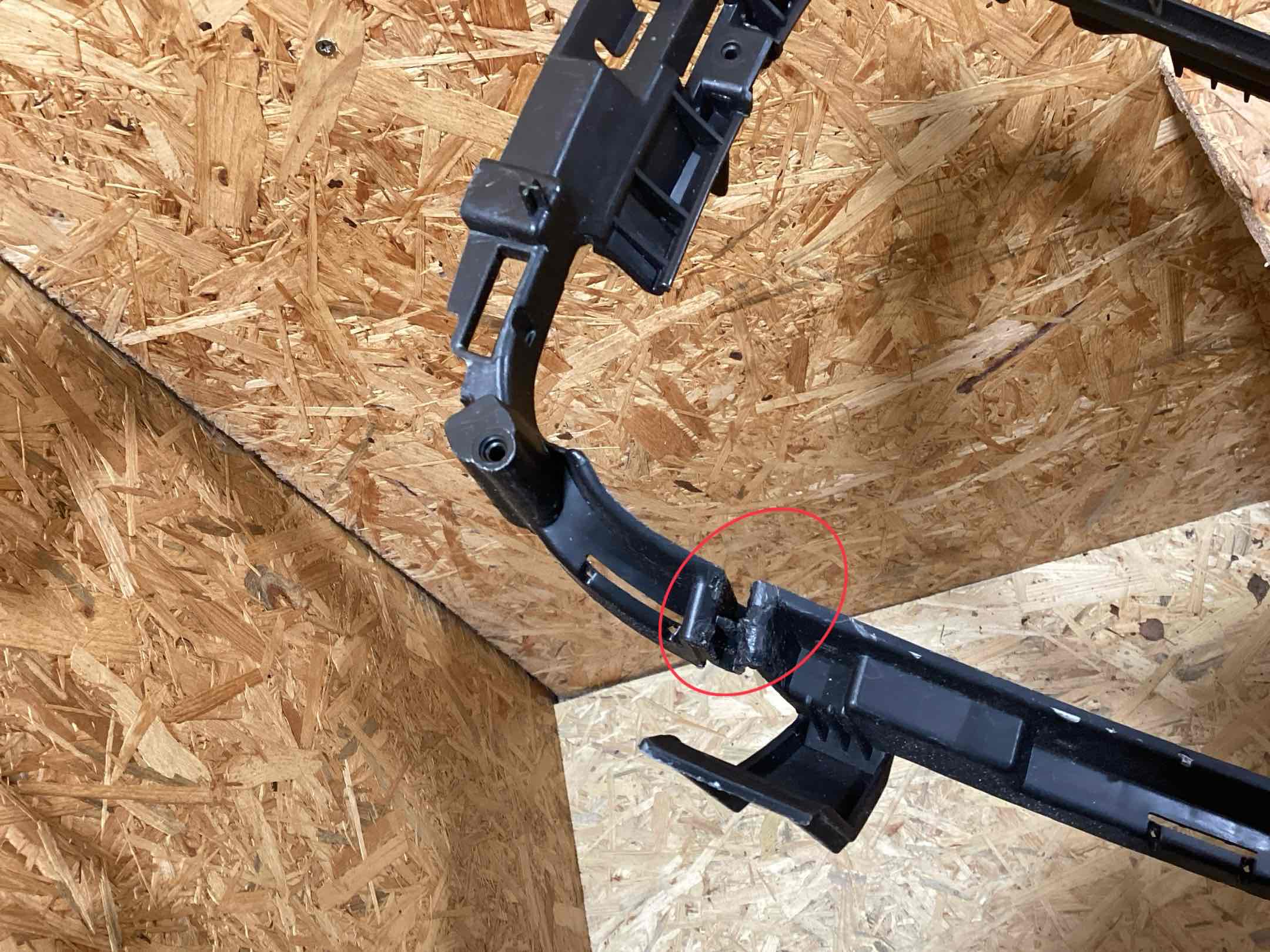 Заглушка, вставка (решетка) в бампер Porsche Cayenne 050126-114