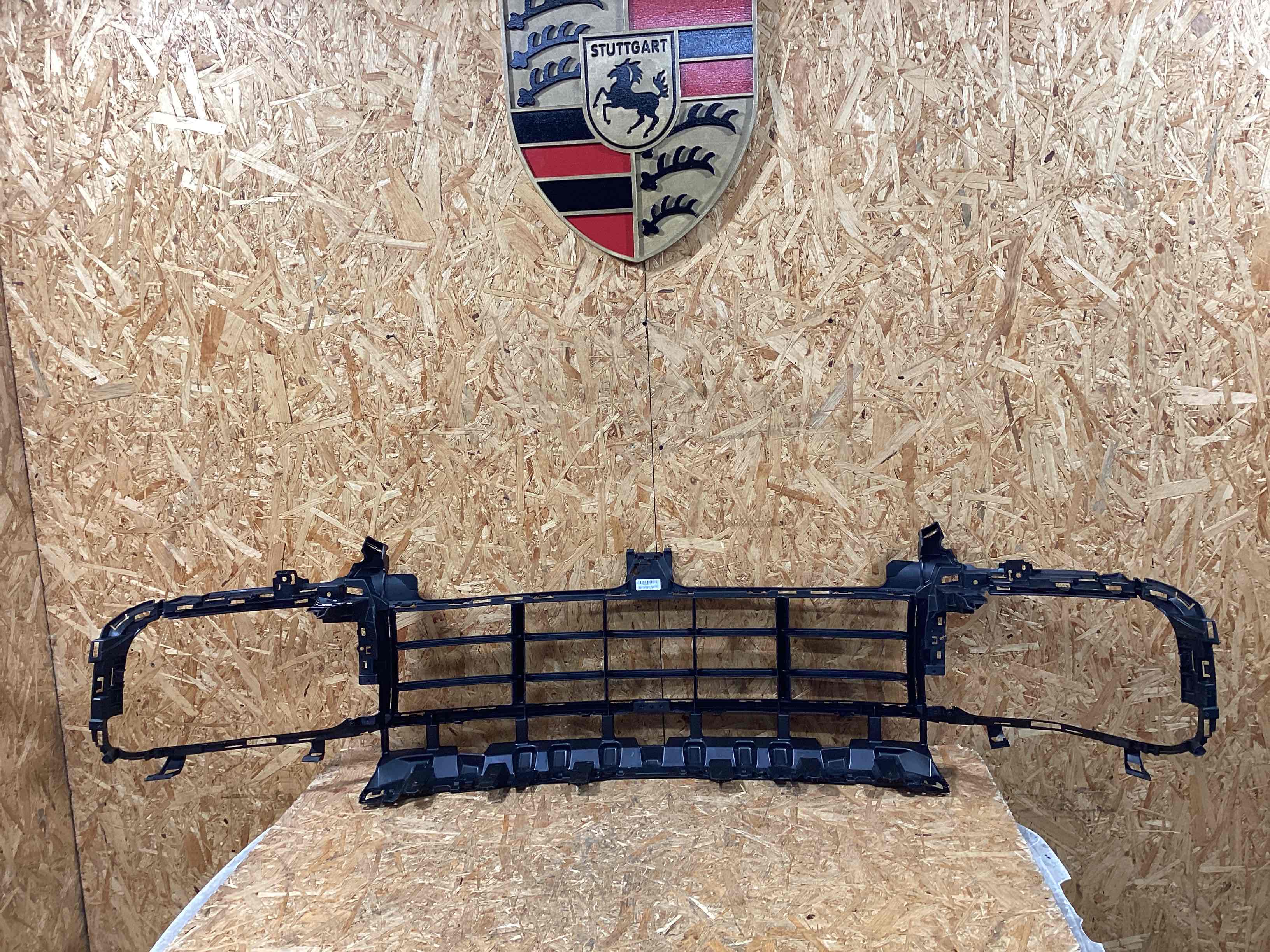 Заглушка, вставка (решетка) в бампер Porsche Cayenne 050126-114