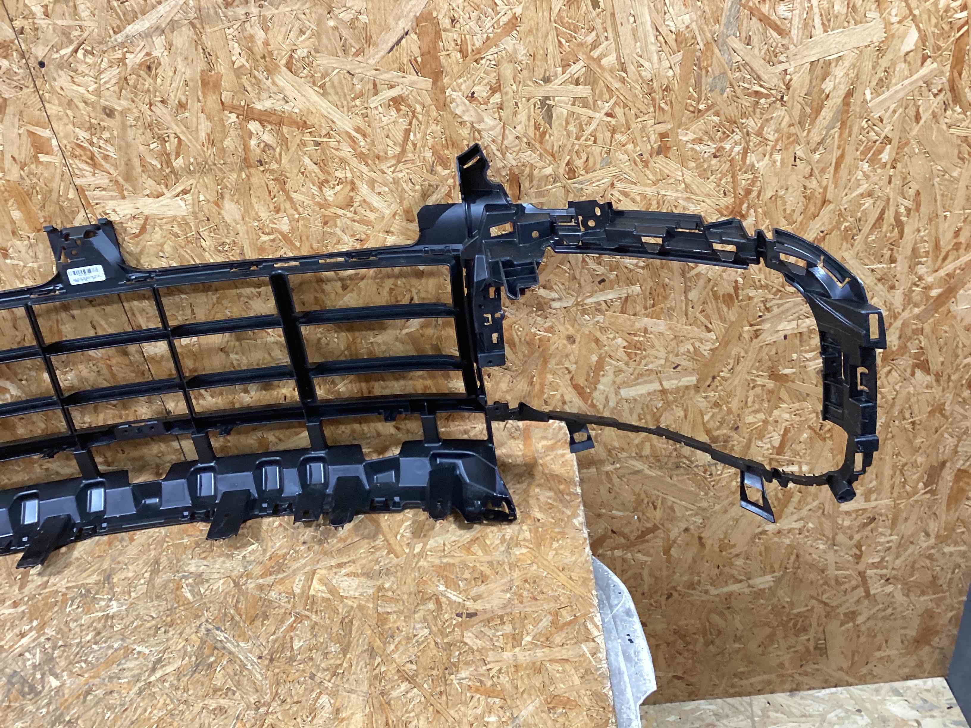 Заглушка, вставка (решетка) в бампер Porsche Cayenne 050126-114