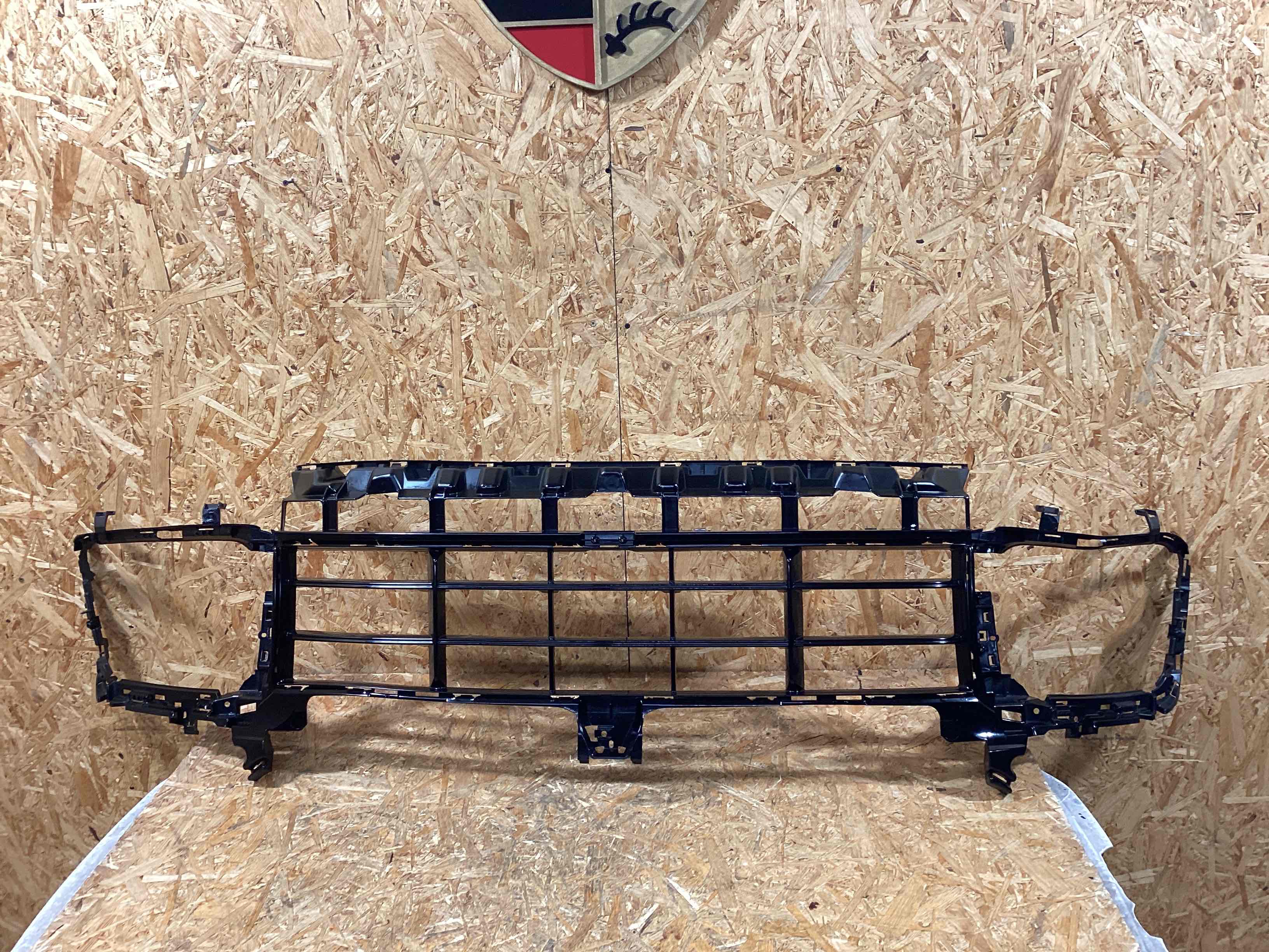 Заглушка, вставка (решетка) в бампер Porsche Cayenne 050126-114