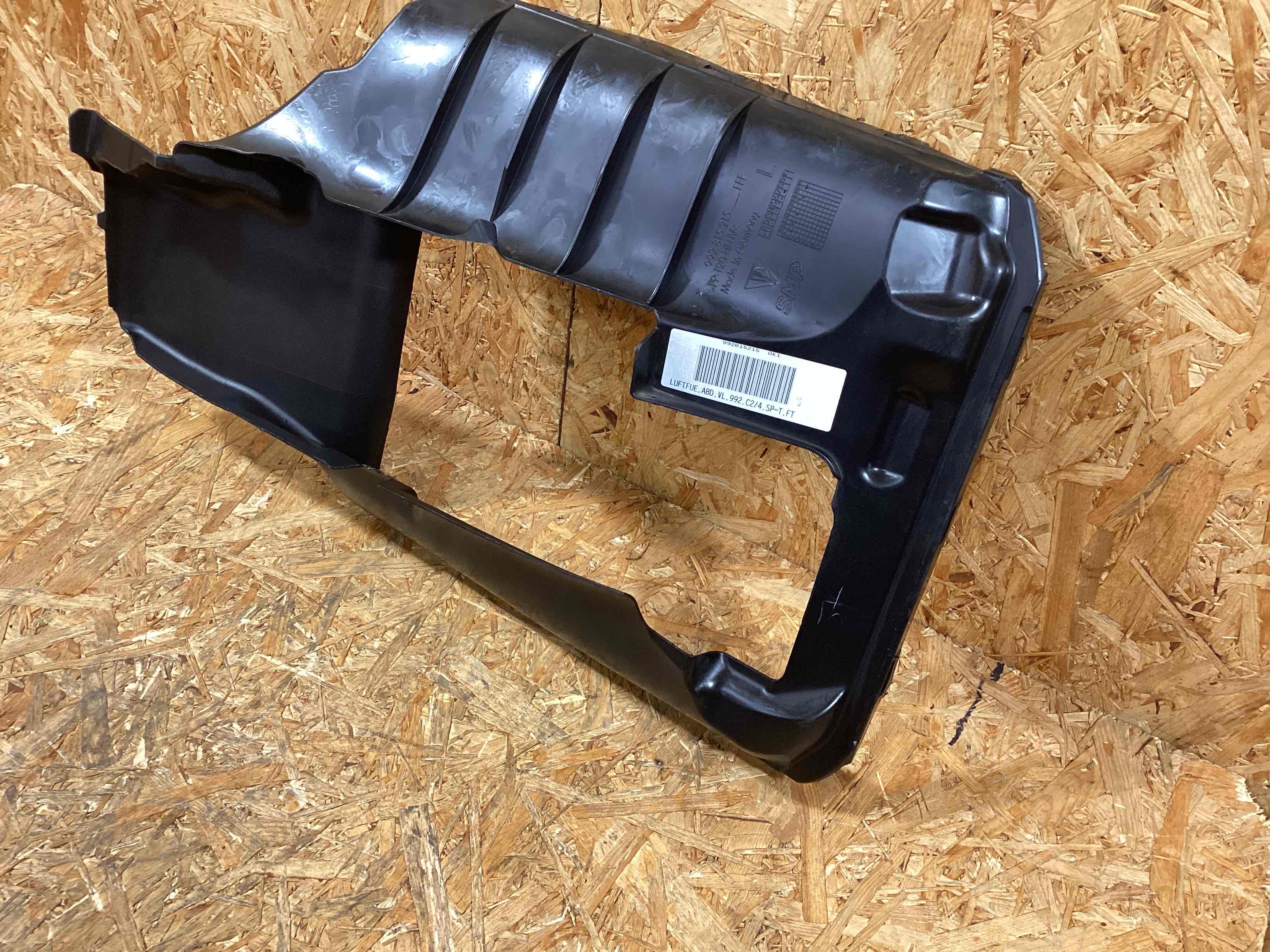 Воздуховод Porsche 911 050126-116