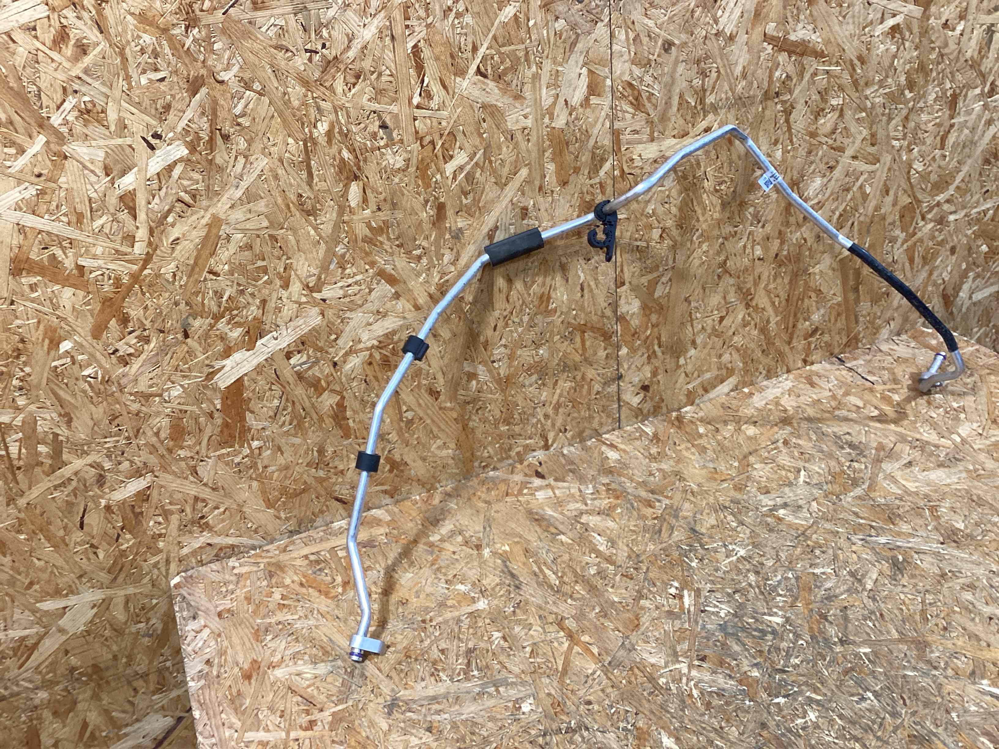 Патрубок Porsche 911 050126-119