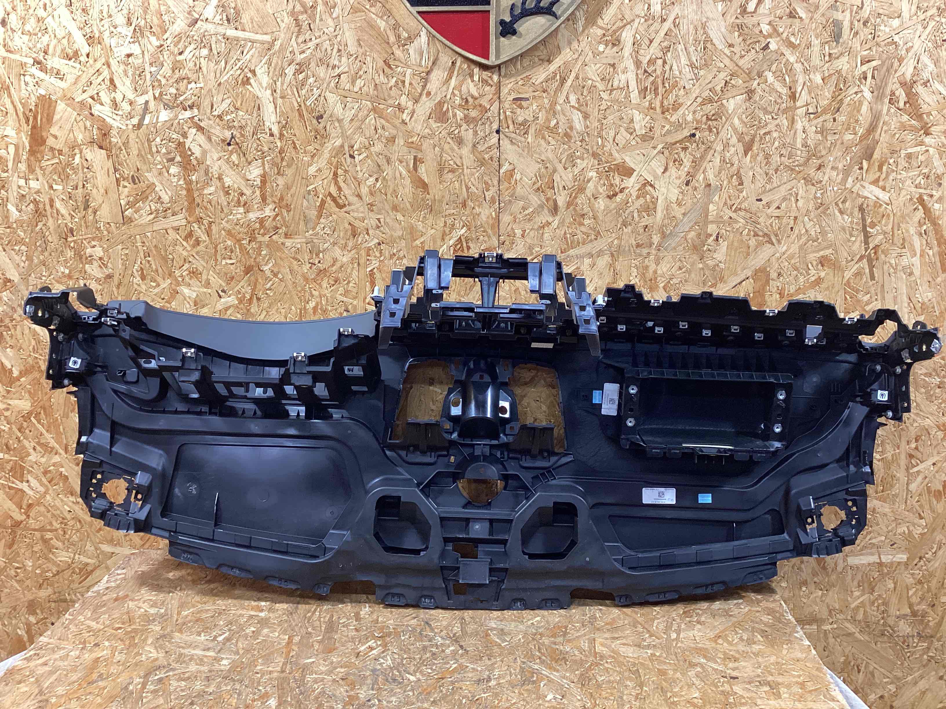 Панель передняя салона (торпедо) Porsche Cayenne 050226-101