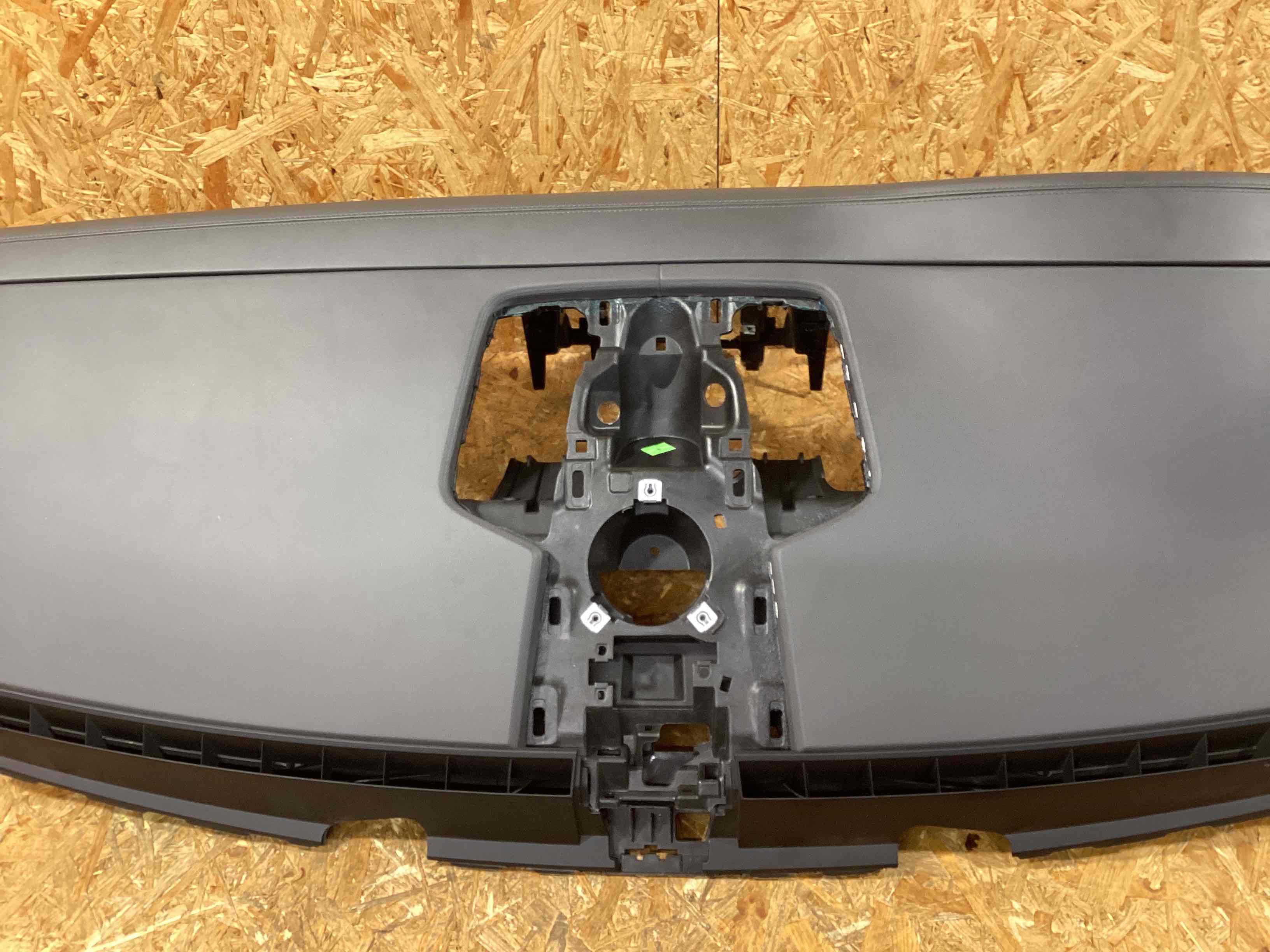 Панель передняя салона (торпедо) Porsche Cayenne 050226-101