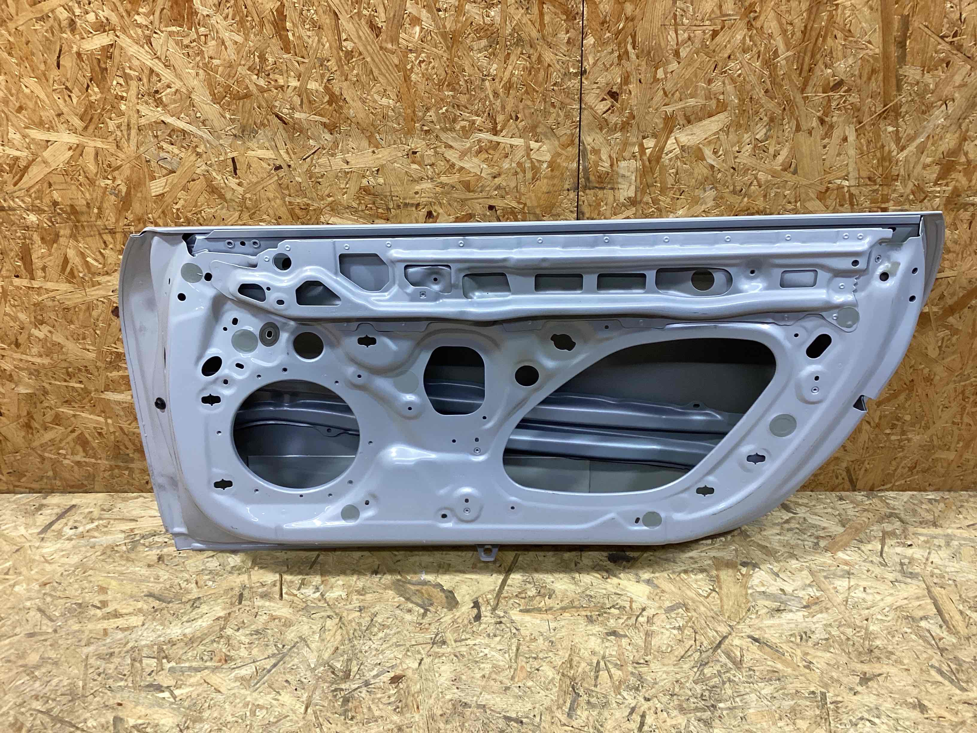 Дверь передняя правая Porsche 911 050226-102