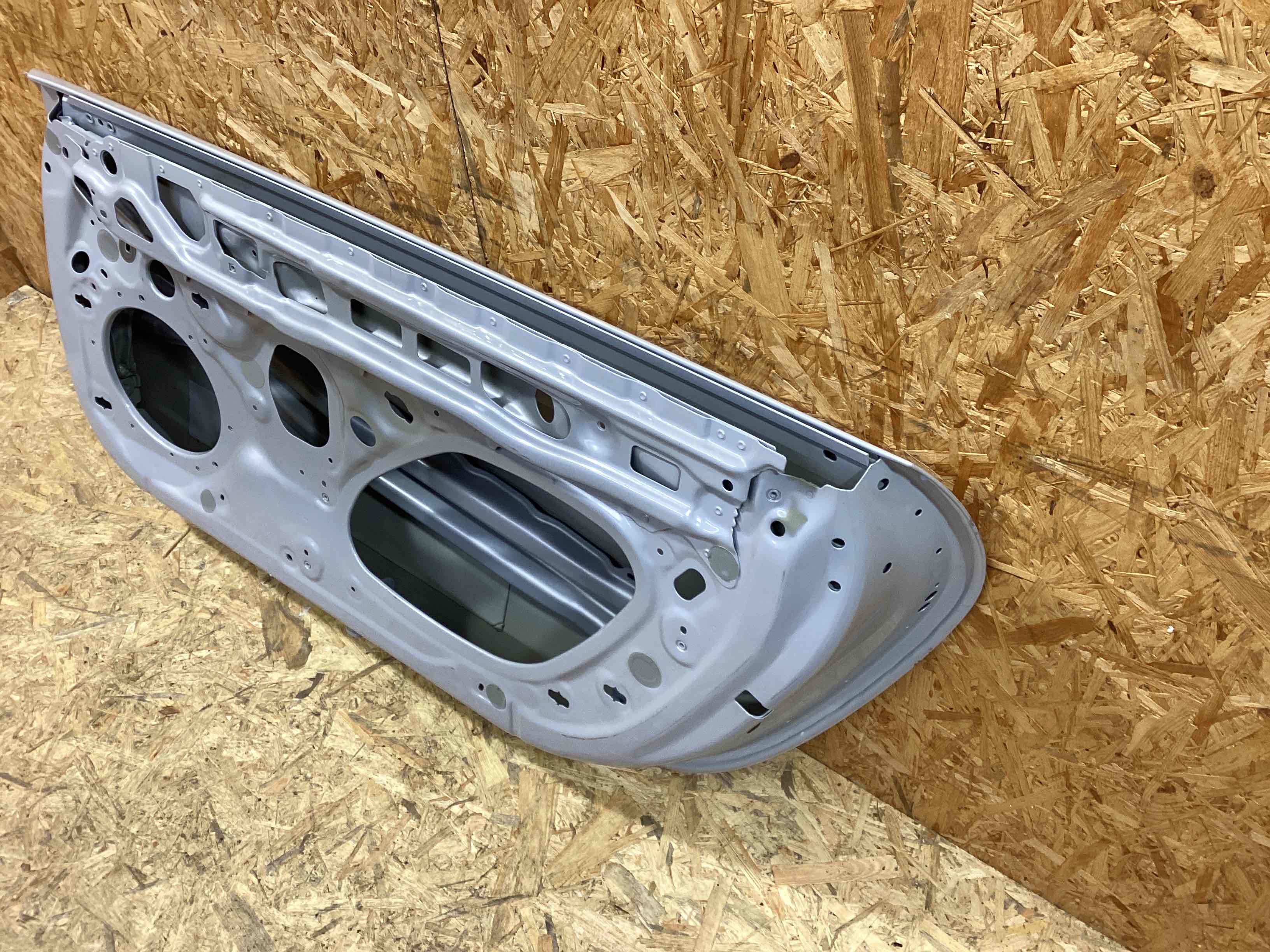 Дверь передняя правая Porsche 911 050226-102