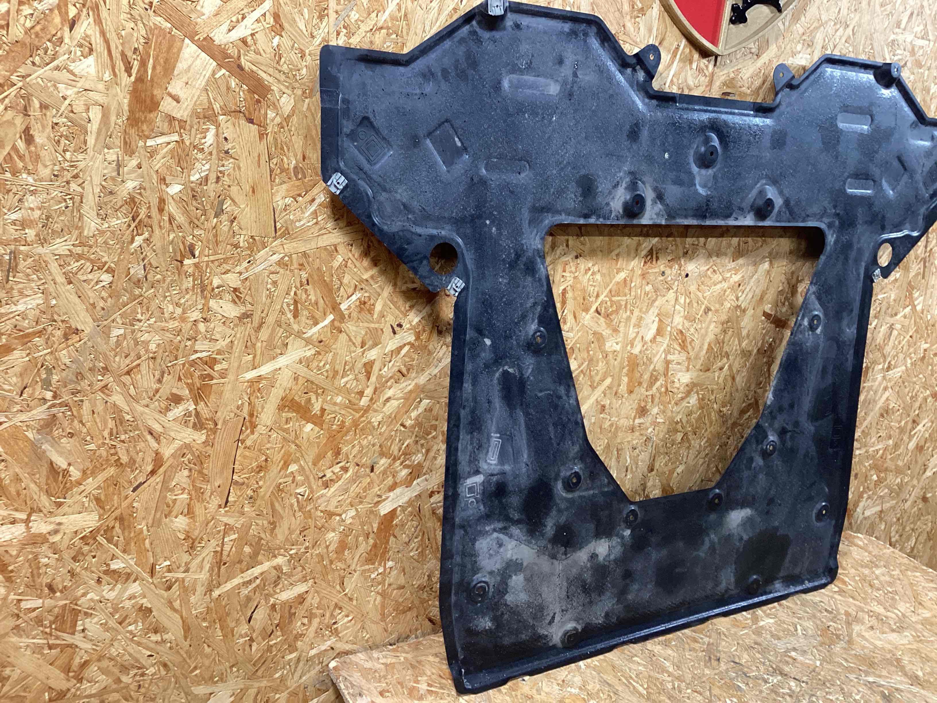 Защита днища кузова Porsche 911 050226-105