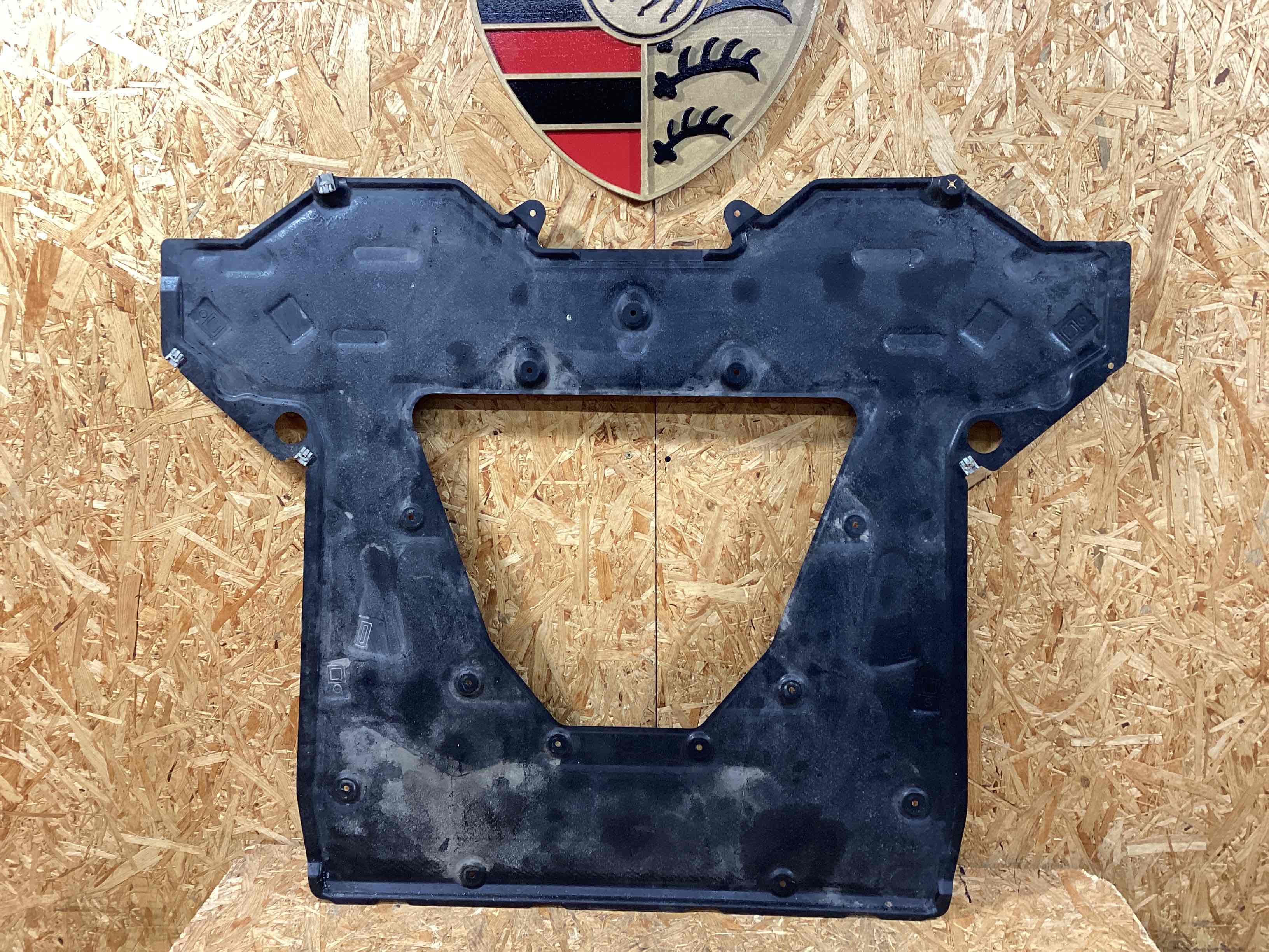 Защита днища кузова Porsche 911 050226-105