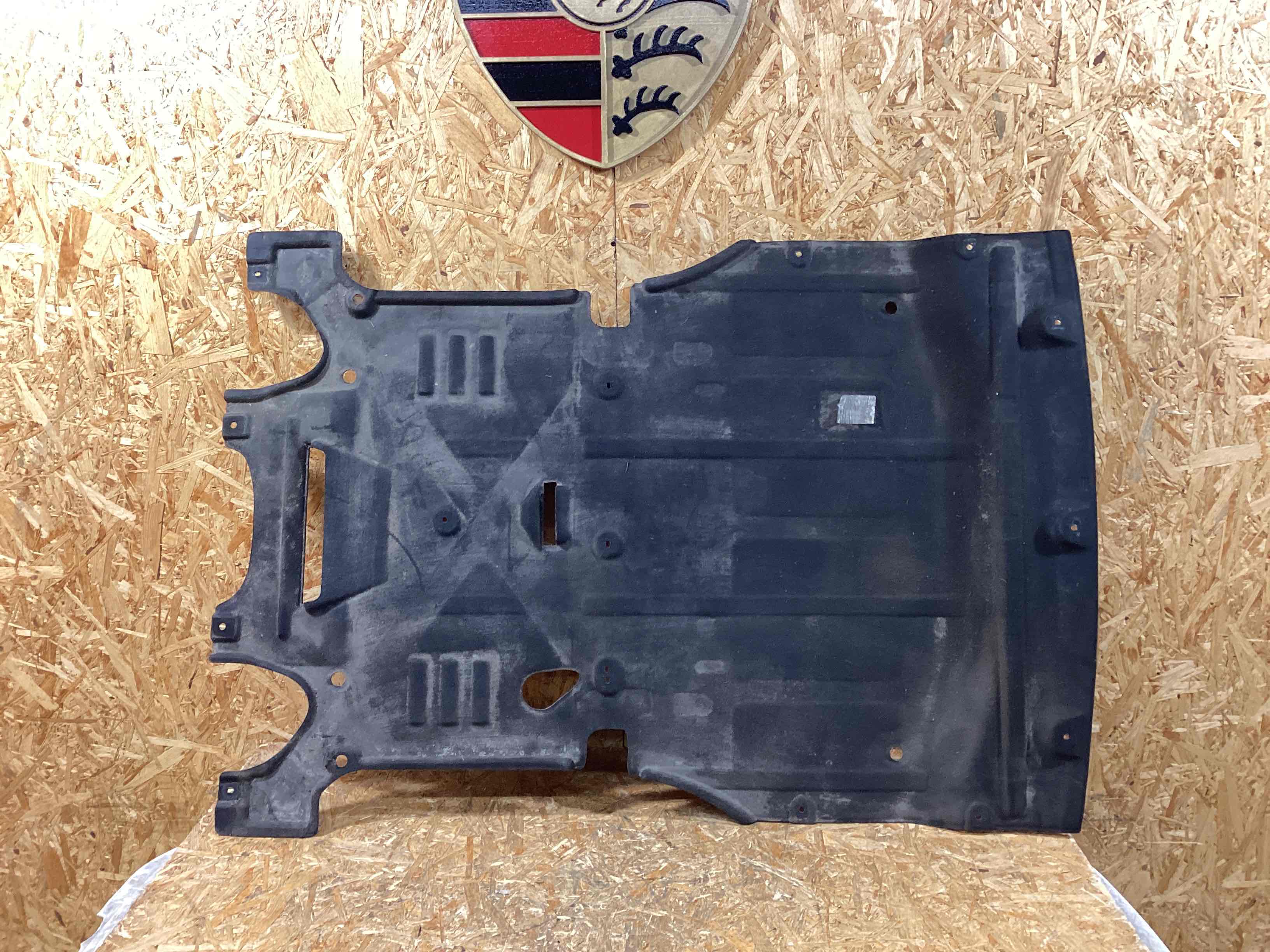 Защита днища кузова Porsche Macan 050226-106