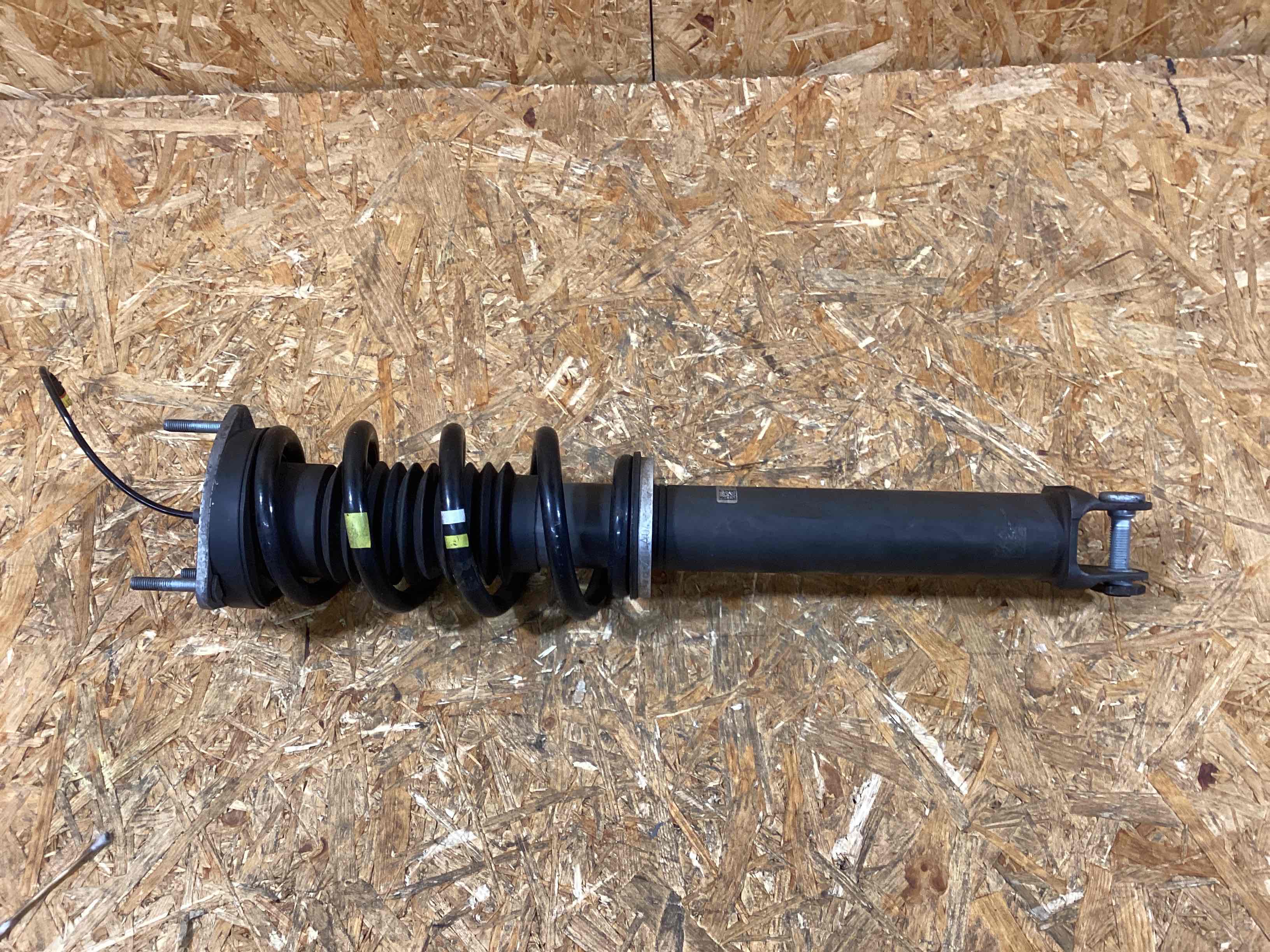 Амортизатор задний Porsche 911 050226-108