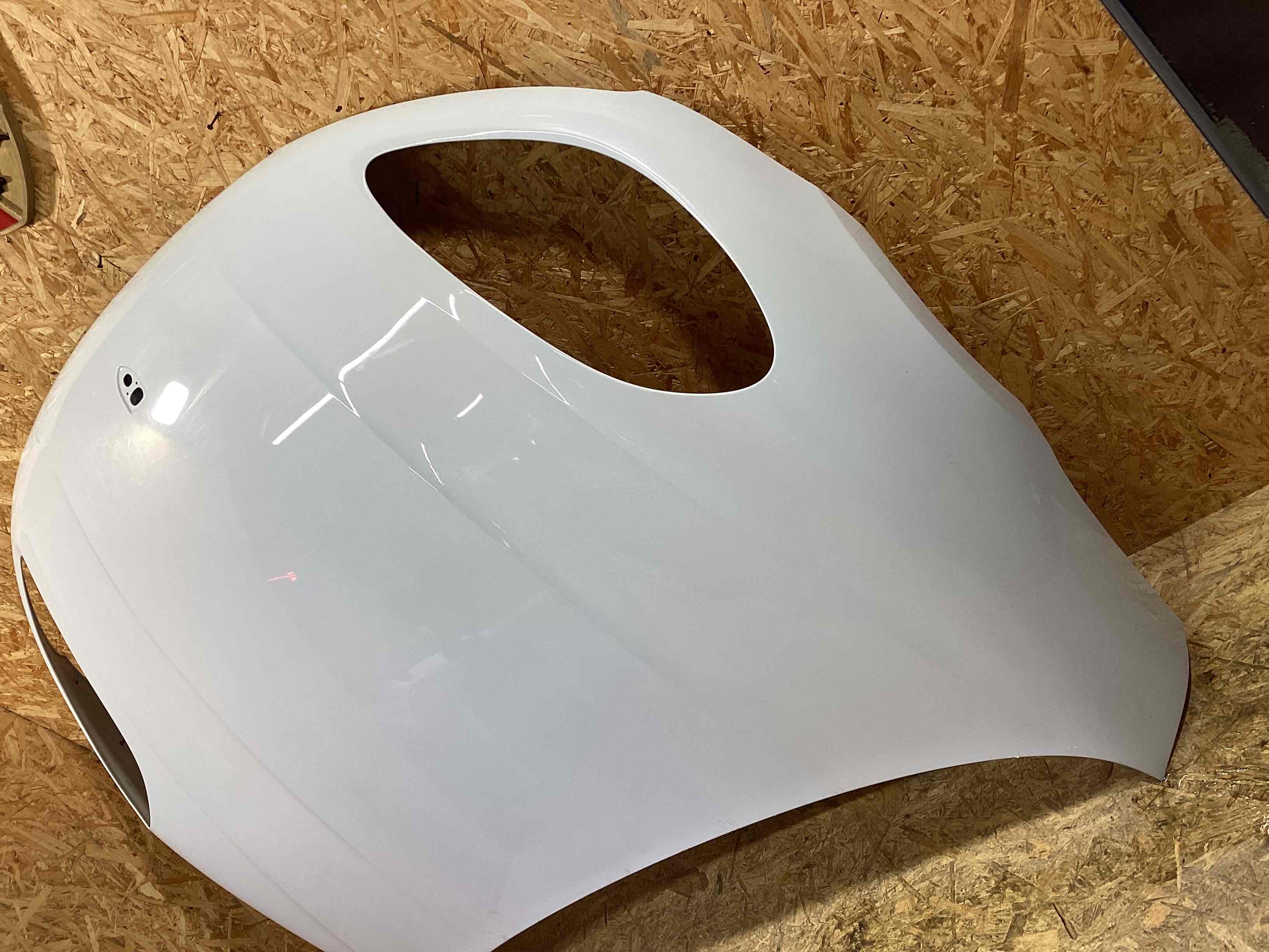 Капот Porsche Macan 050326-101