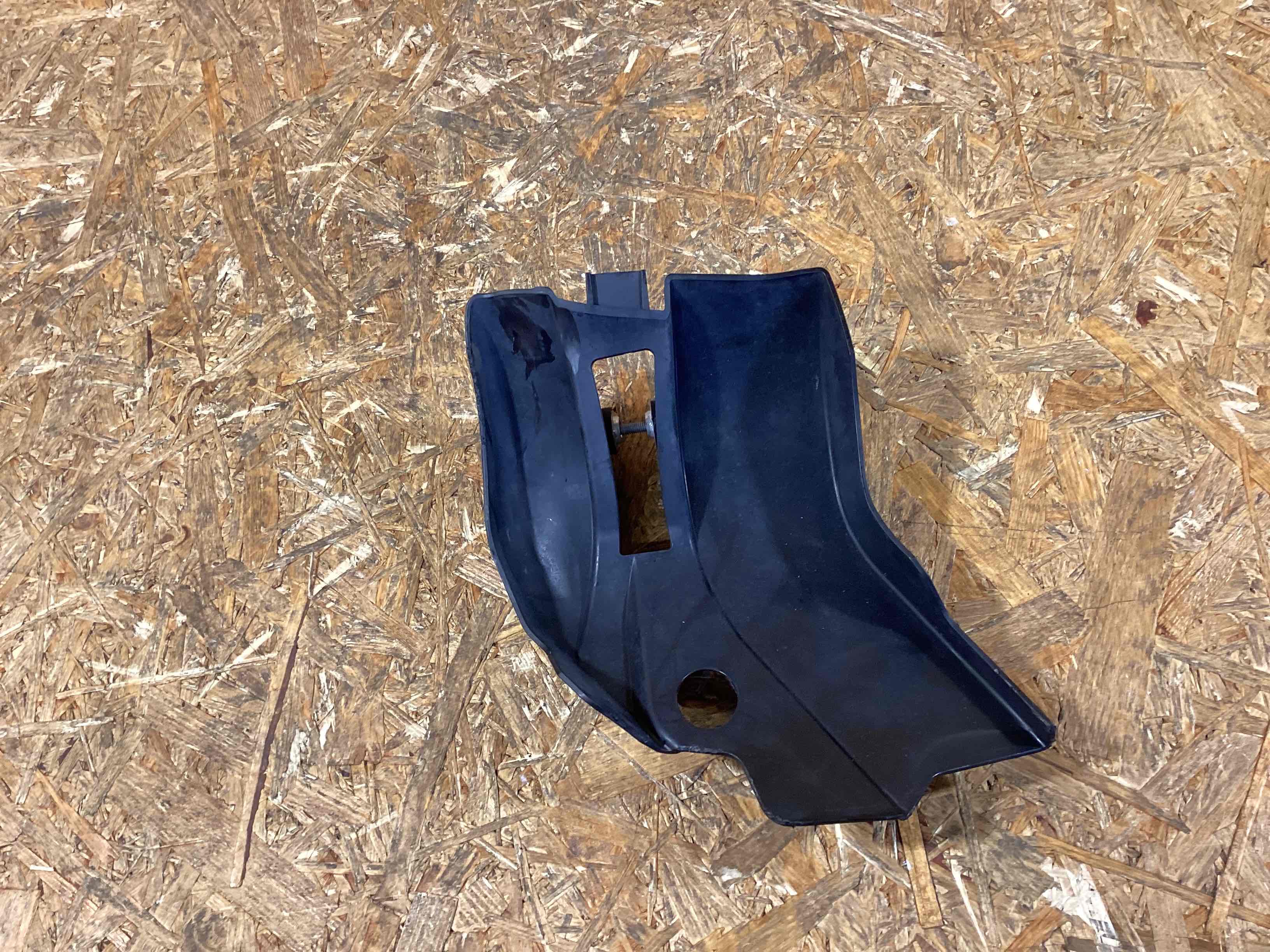 Брызговик Porsche Panamera 050326-102