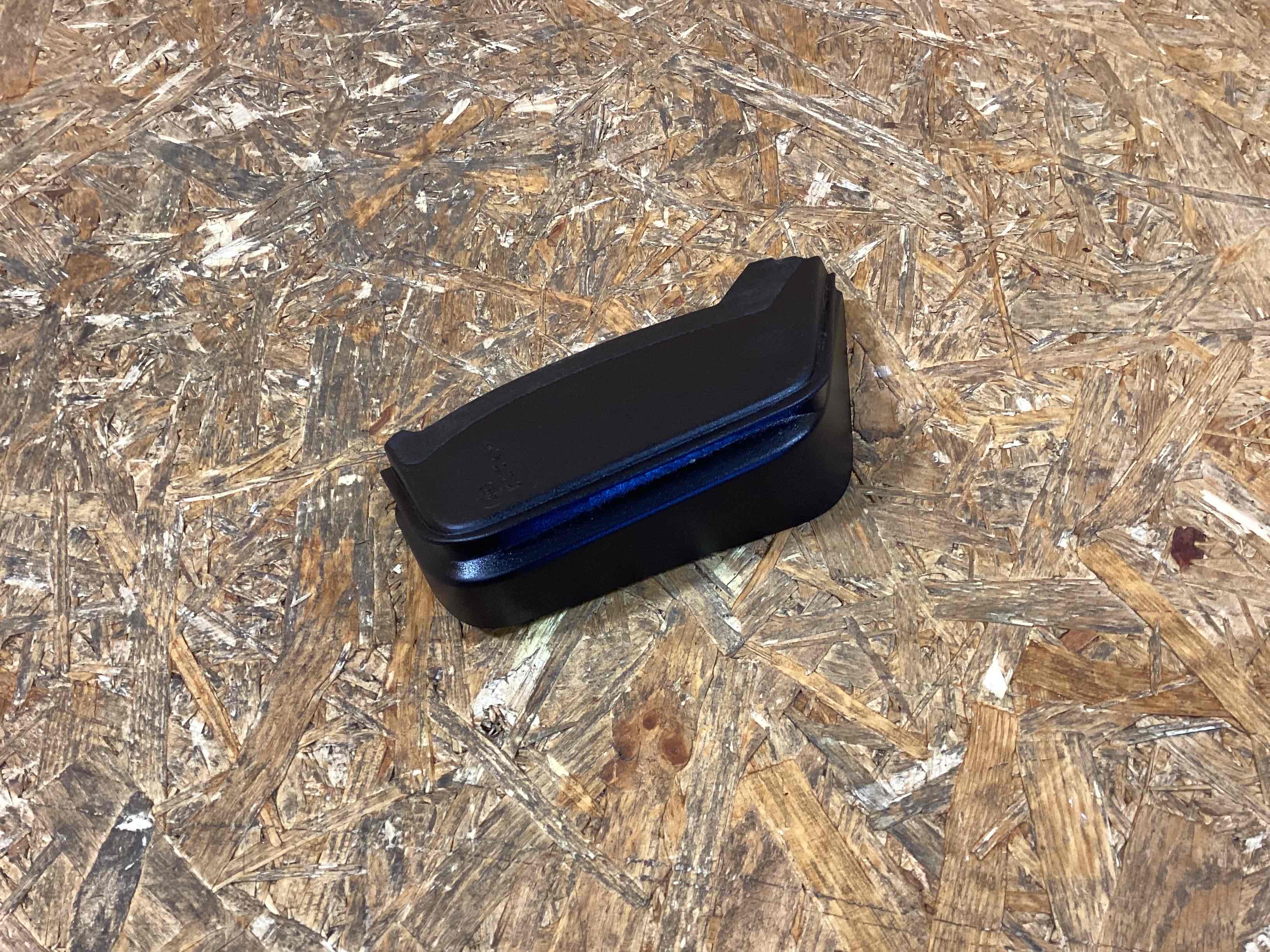 Молдинг двери багажника, крышки багажника, задние молдинги кузова Porsche Macan 050326-110