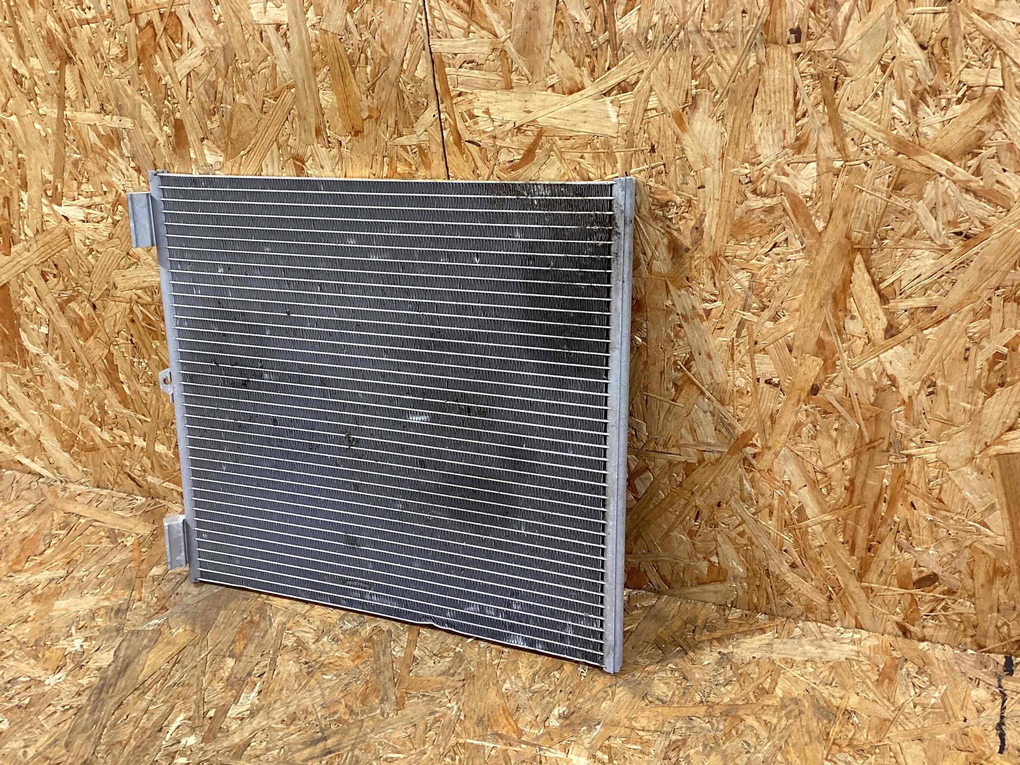 Радиатор кондиционера Porsche 911 050326-117