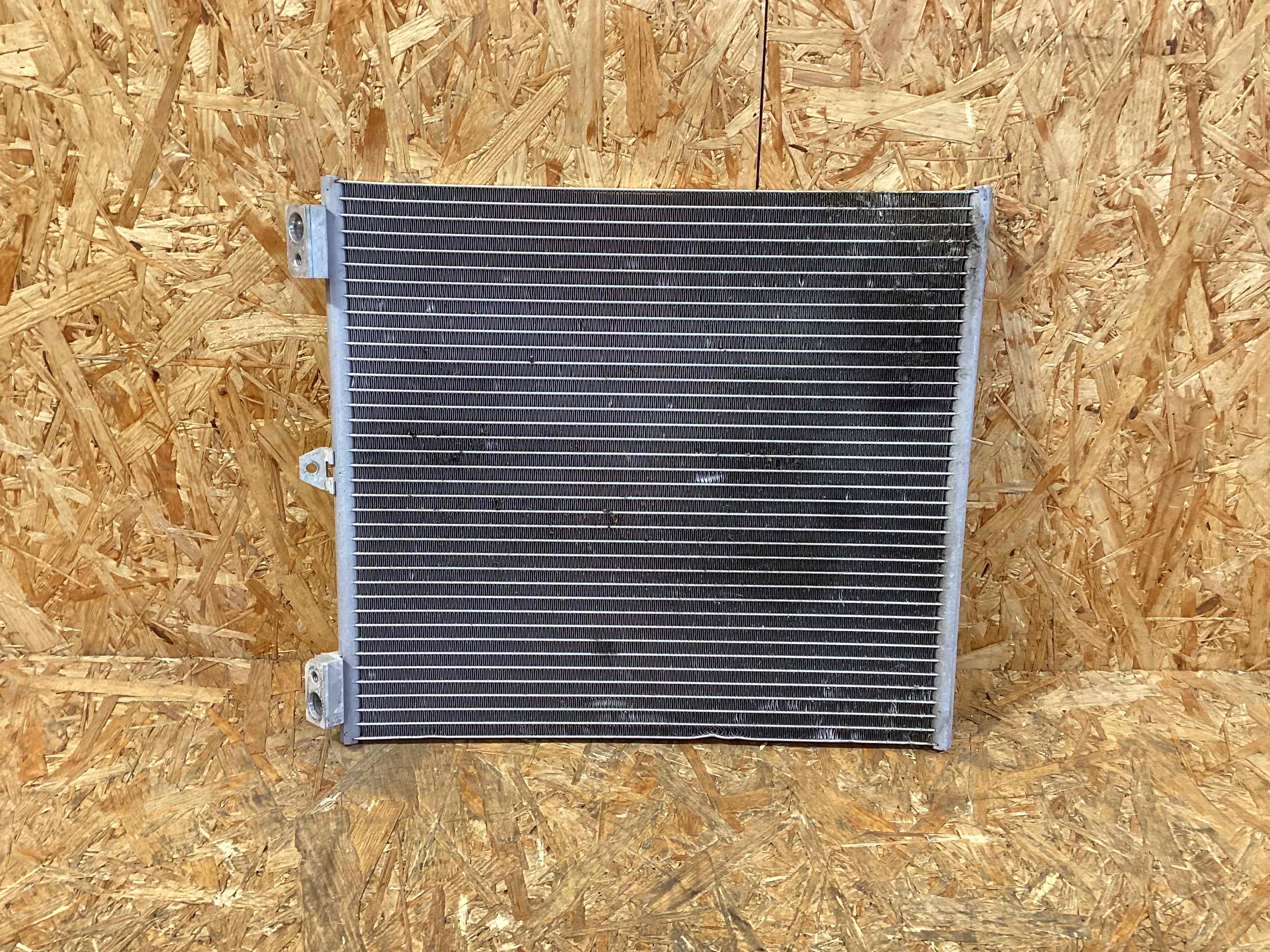 Радиатор кондиционера Porsche 911 050326-117