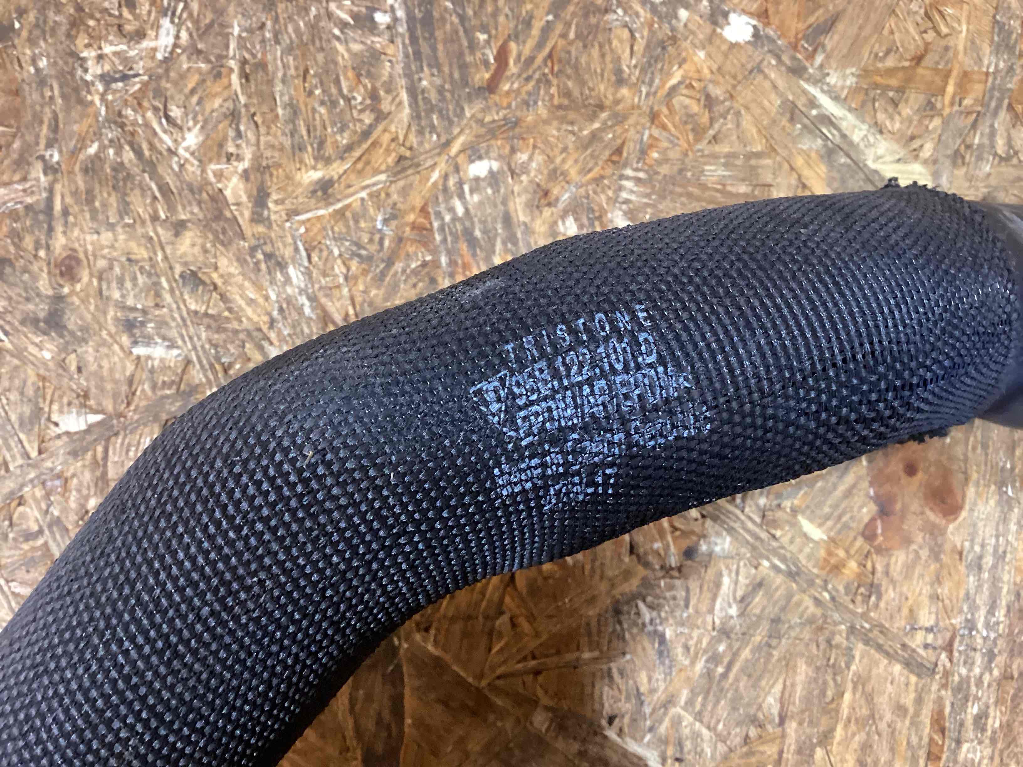 Патрубок Porsche Macan 050326-119