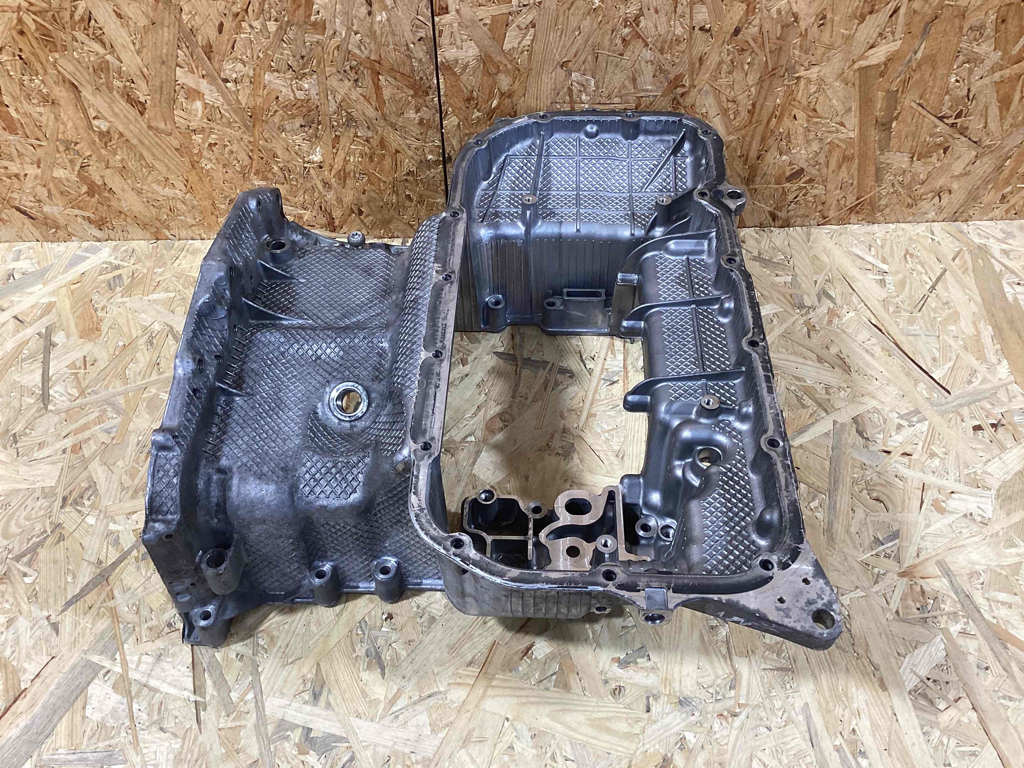 Поддон масляный Porsche Panamera 050526-108