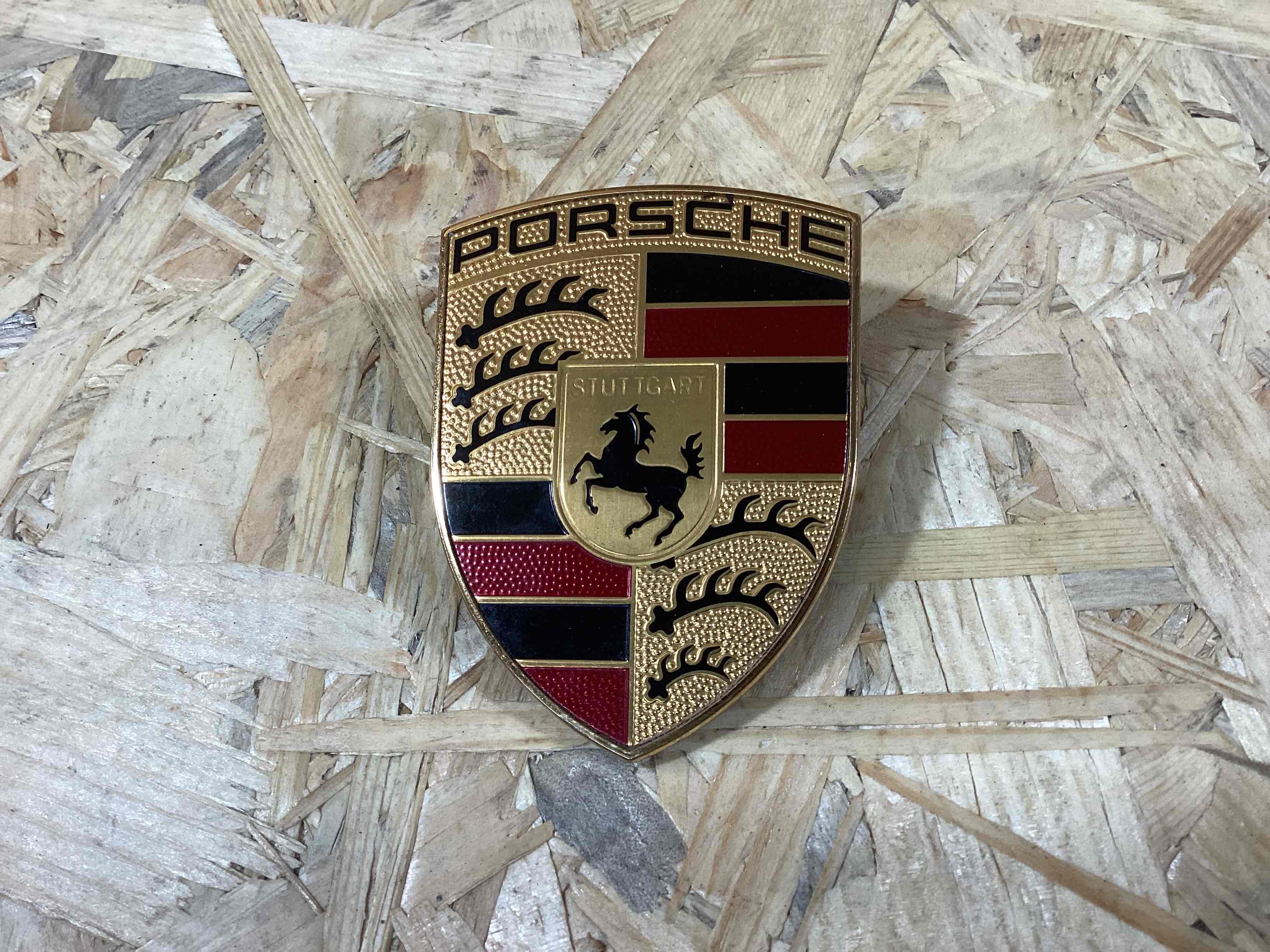 Молдинг капота, накладка, решетка на капот Porsche Macan 050526-117