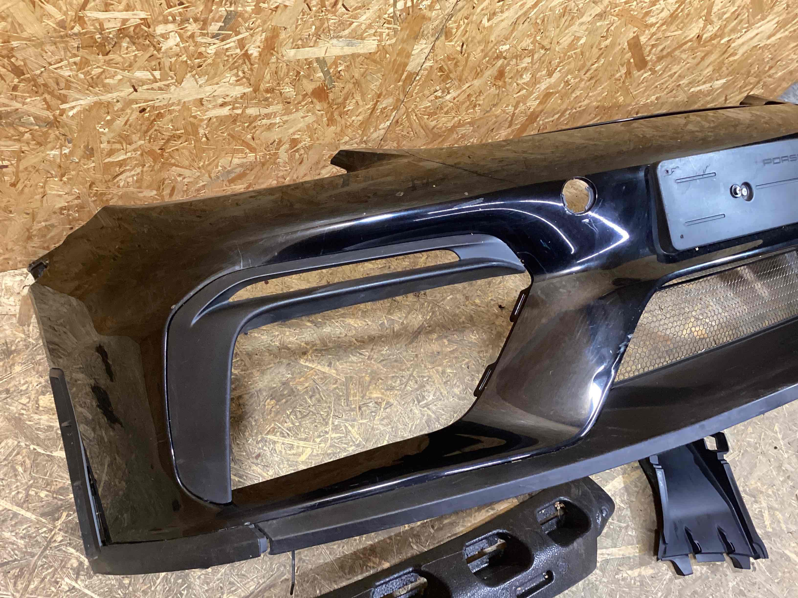 Бампер передний Porsche Cayman GT4 050925-106