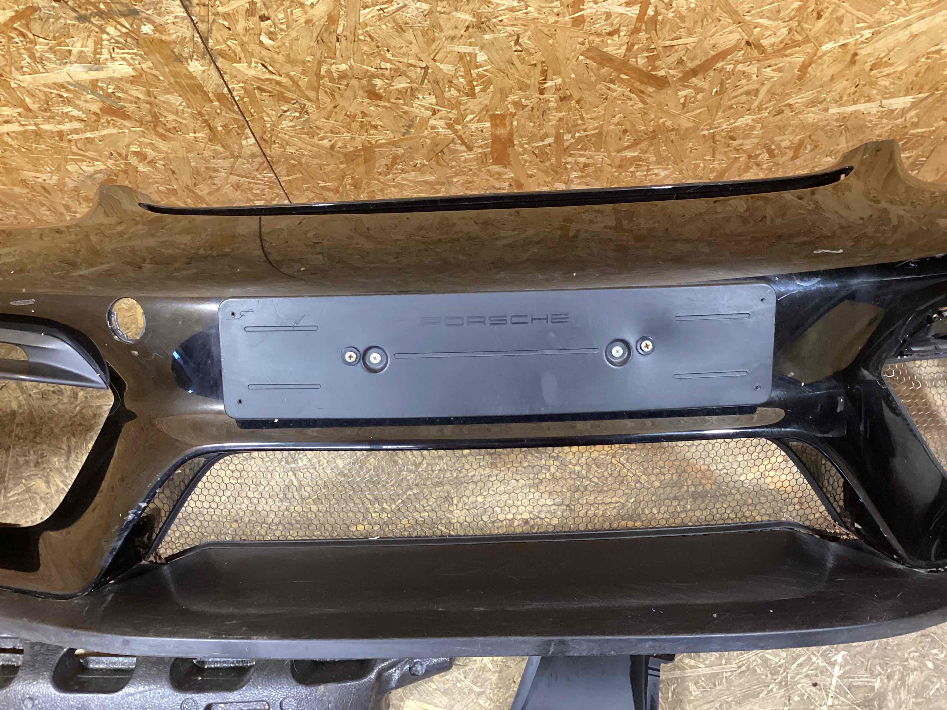 Бампер передний Porsche Cayman GT4 050925-106