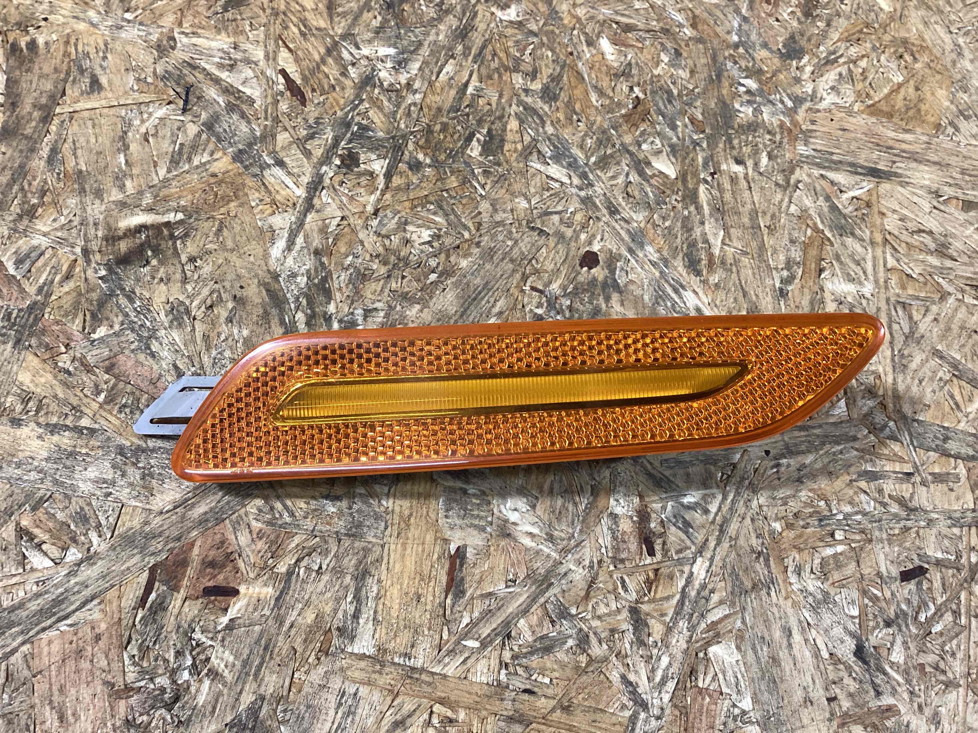 Фонарь (указатель/повторитель поворота, поворотник) Porsche Panamera 051125-110