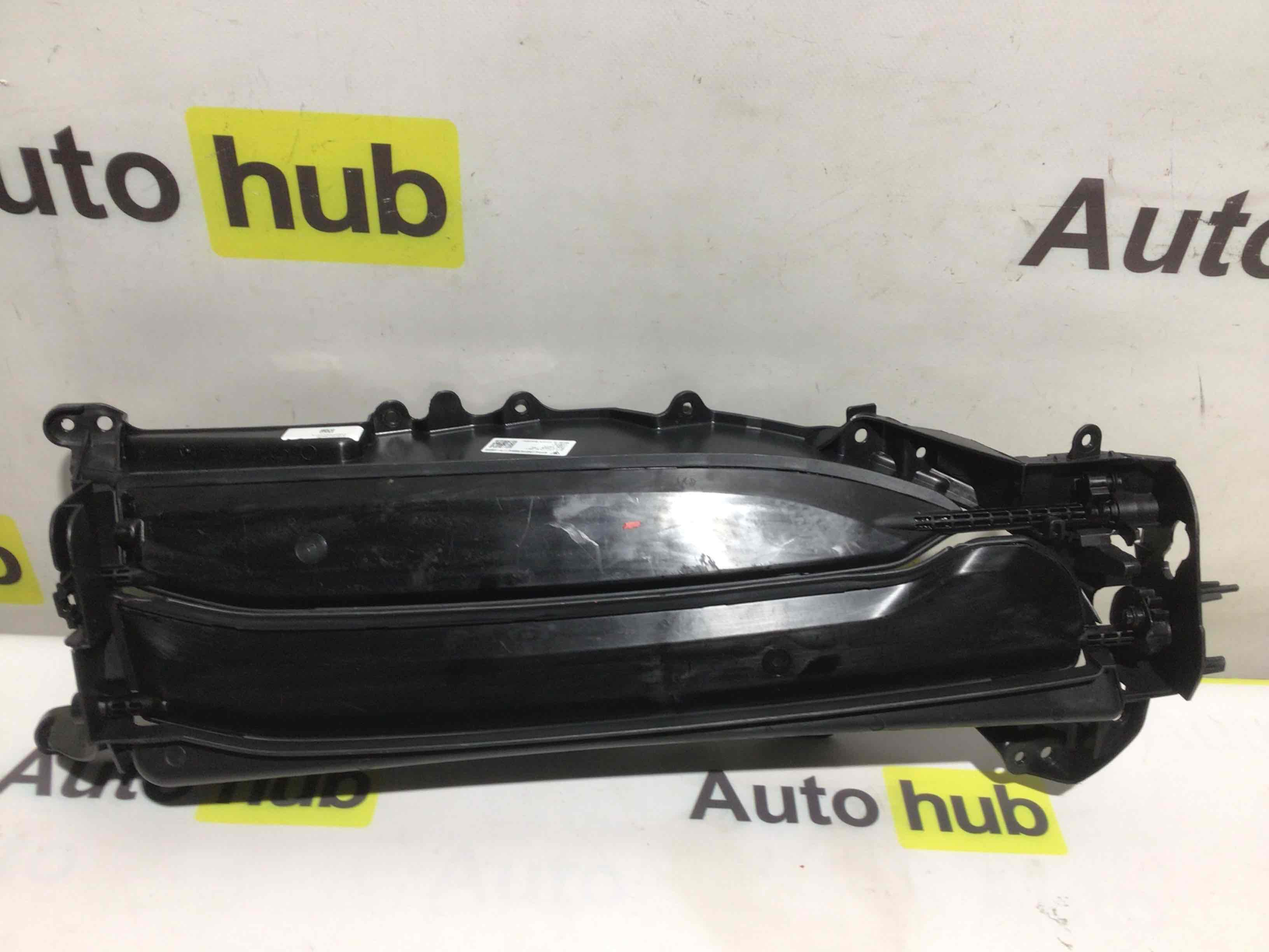 Жалюзи радиатора Porsche Taycan 060126-001