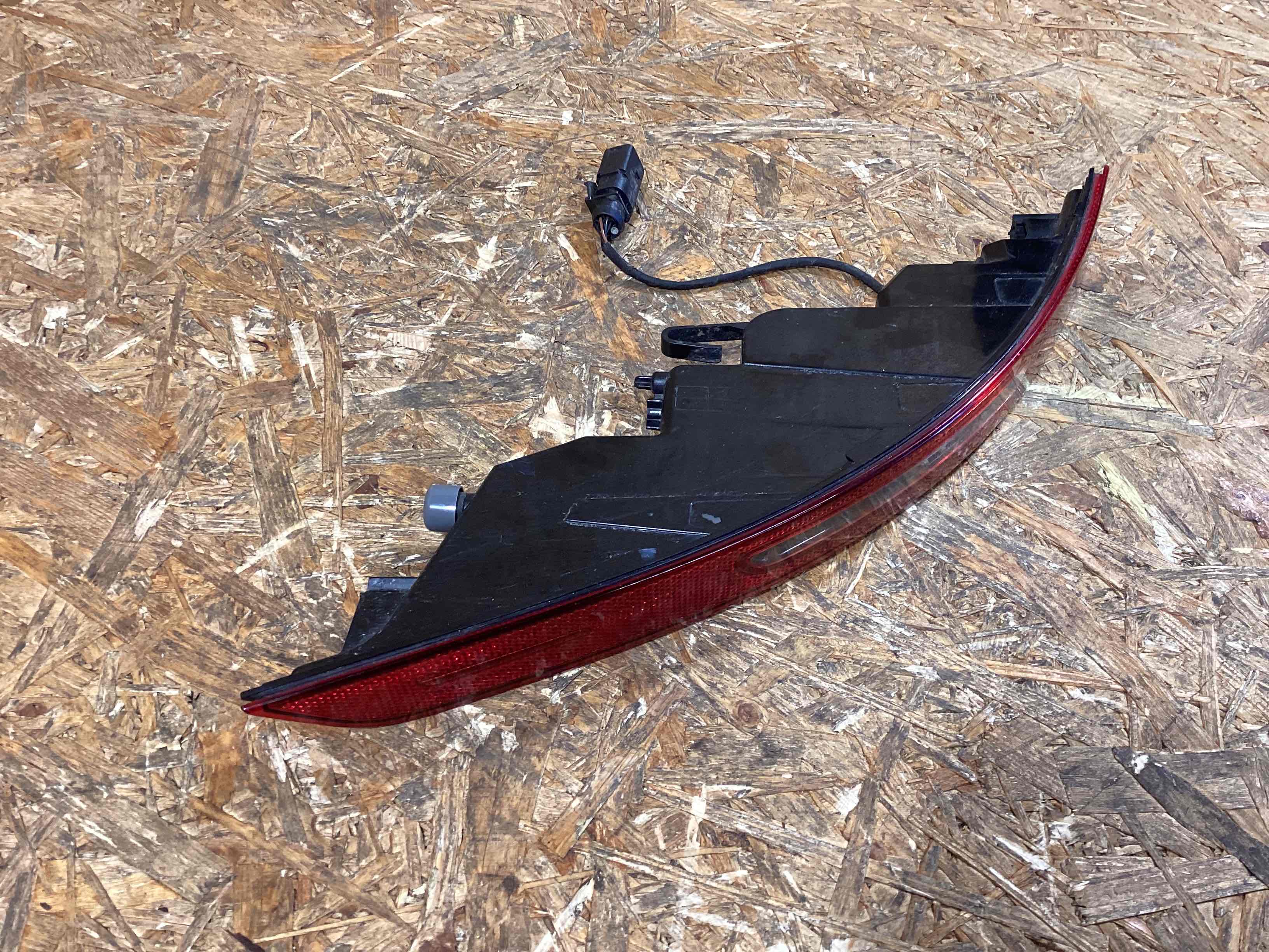 Фара противотуманная Porsche Macan 060326-104