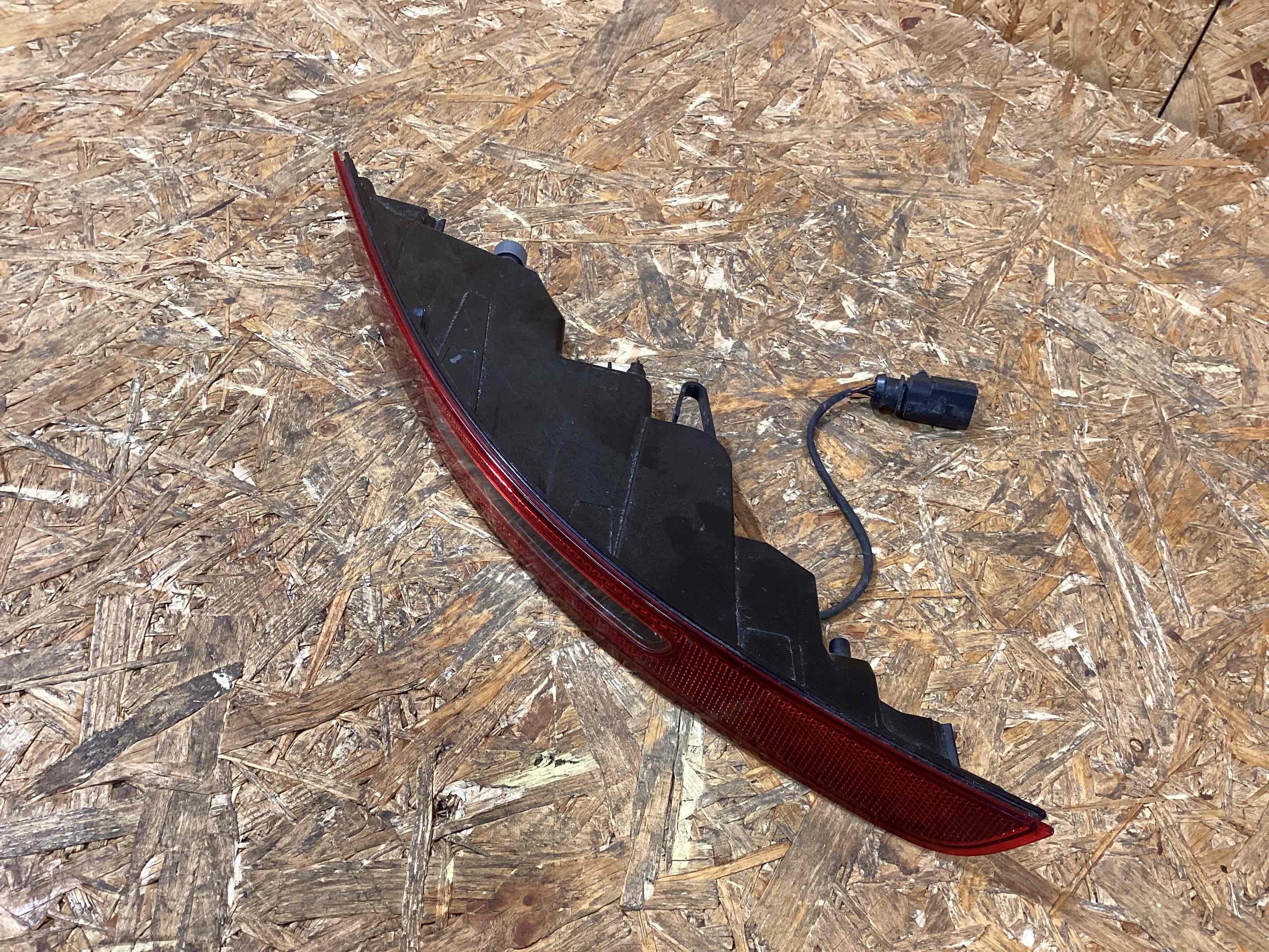 Фара противотуманная Porsche Macan 060326-104