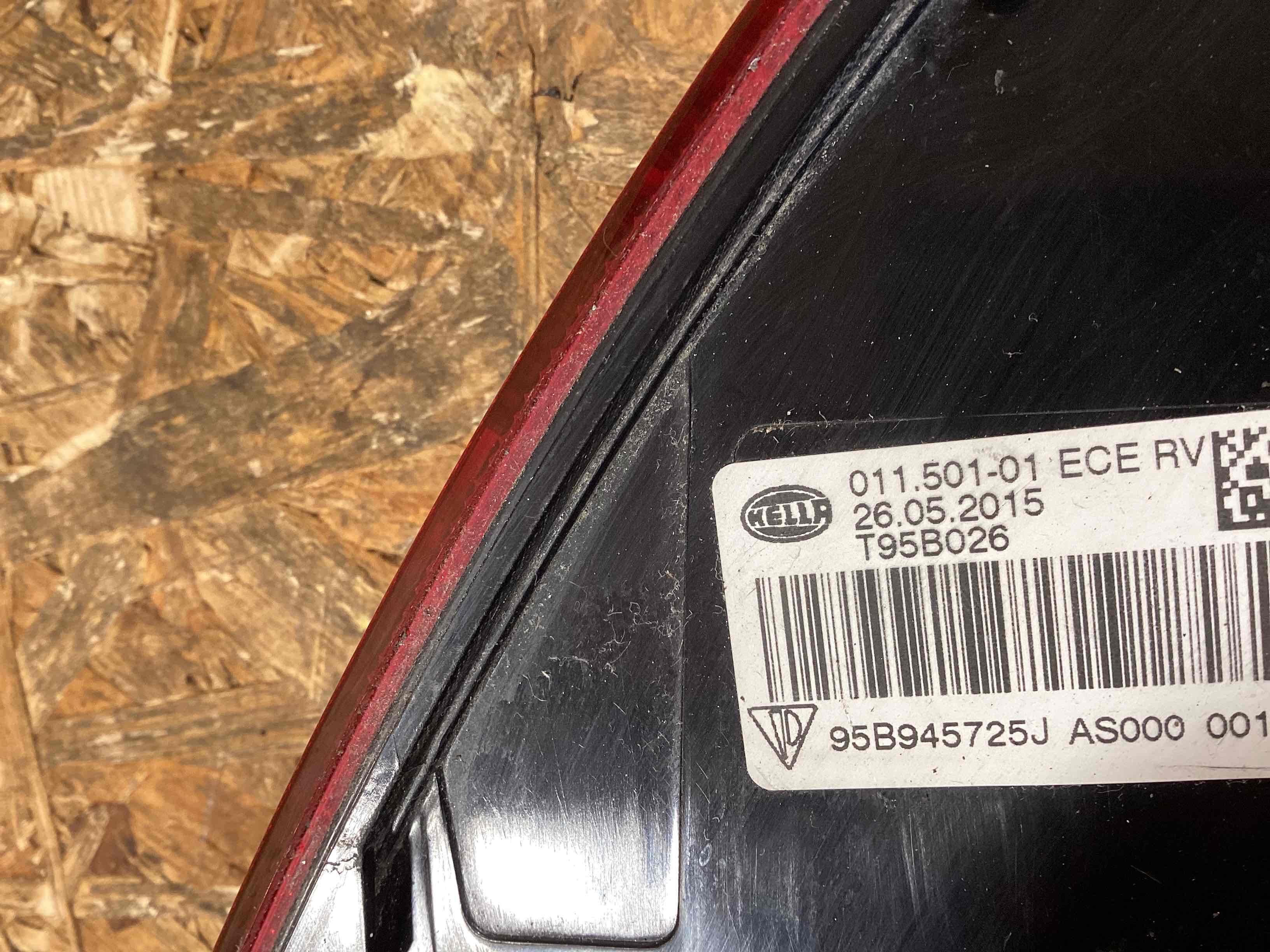 Фара противотуманная Porsche Macan 060326-104