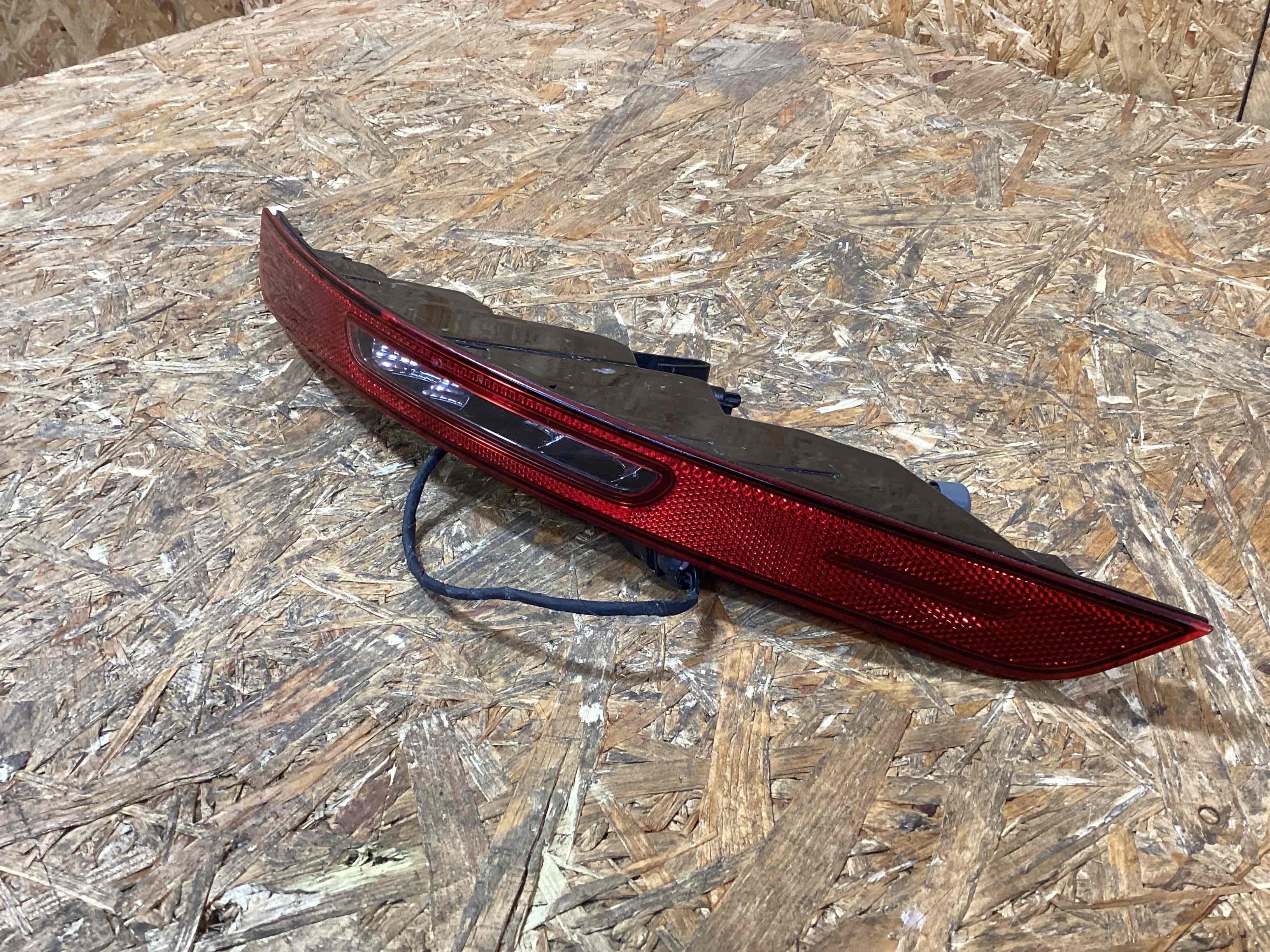 Фара противотуманная Porsche Macan 060326-105