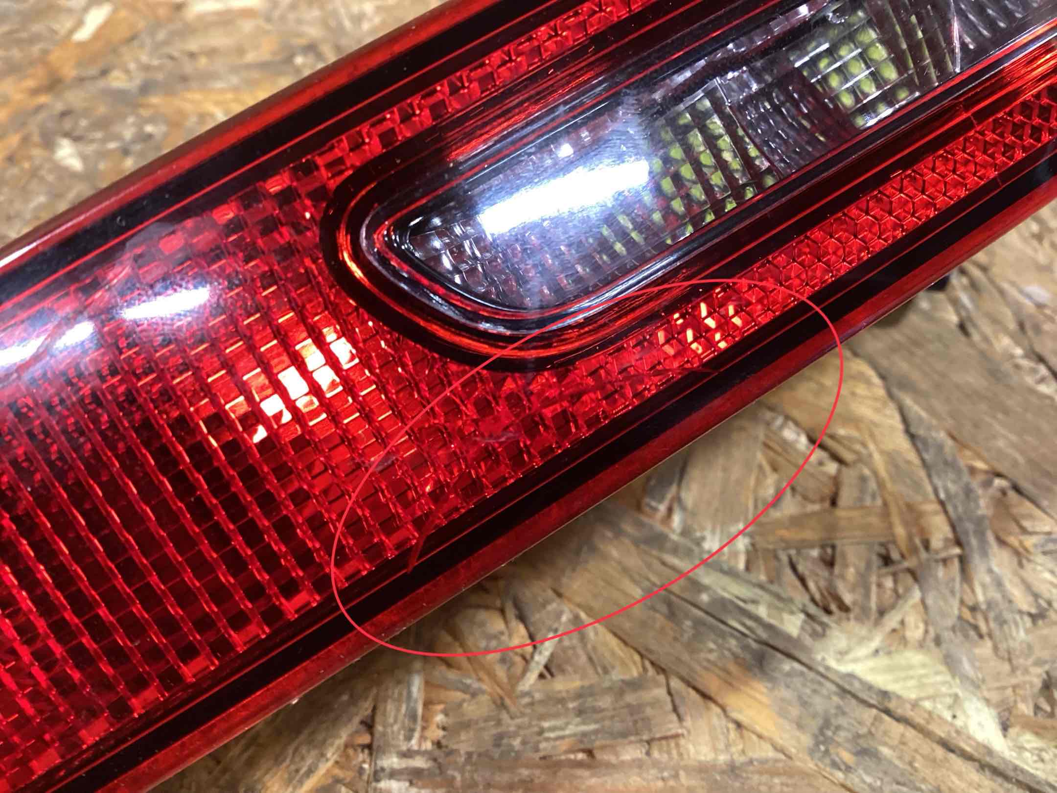 Фара противотуманная Porsche Macan 060326-105