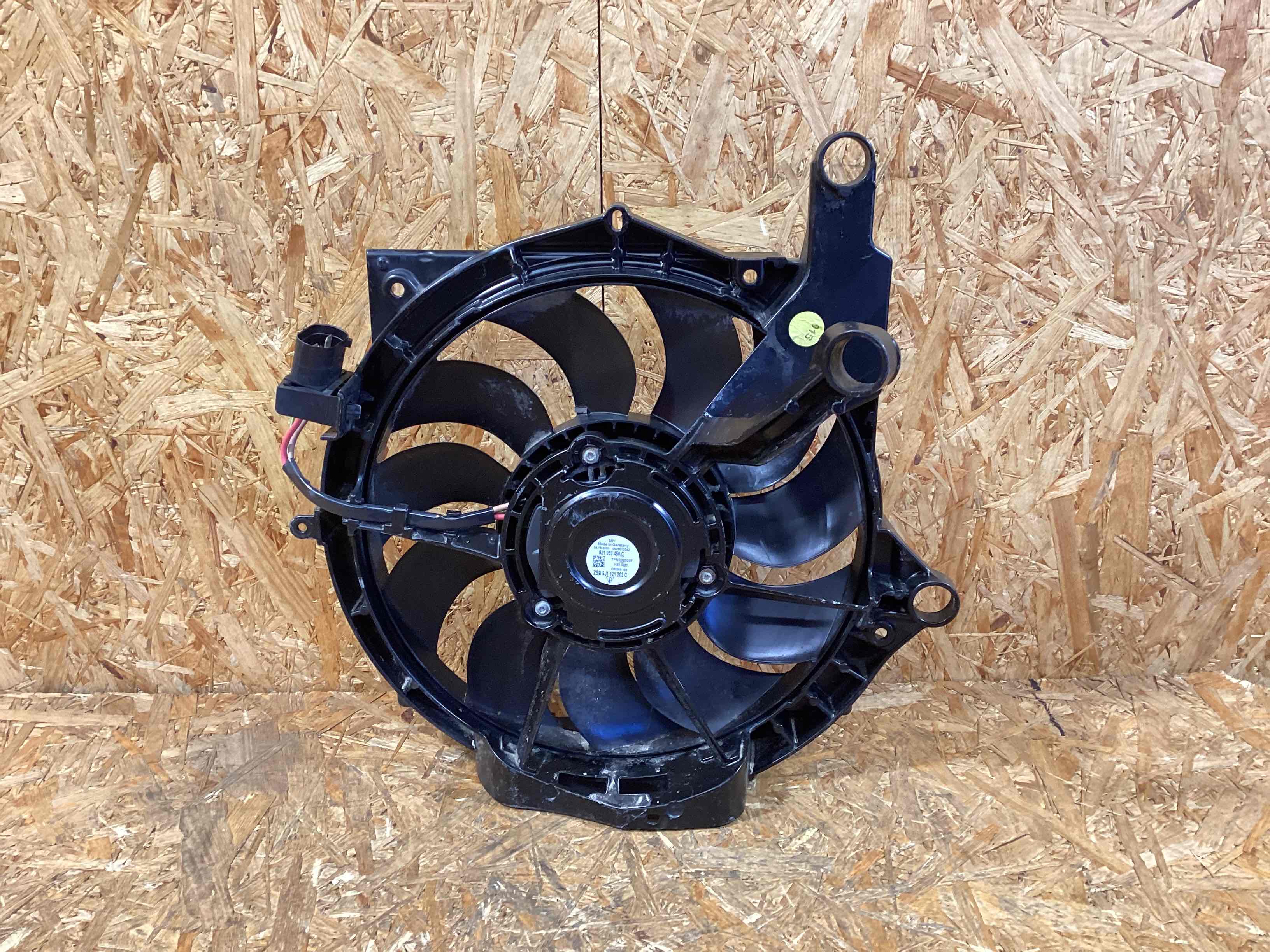 Вентилятор радиатора, вентиляторы Porsche Taycan 060326-109