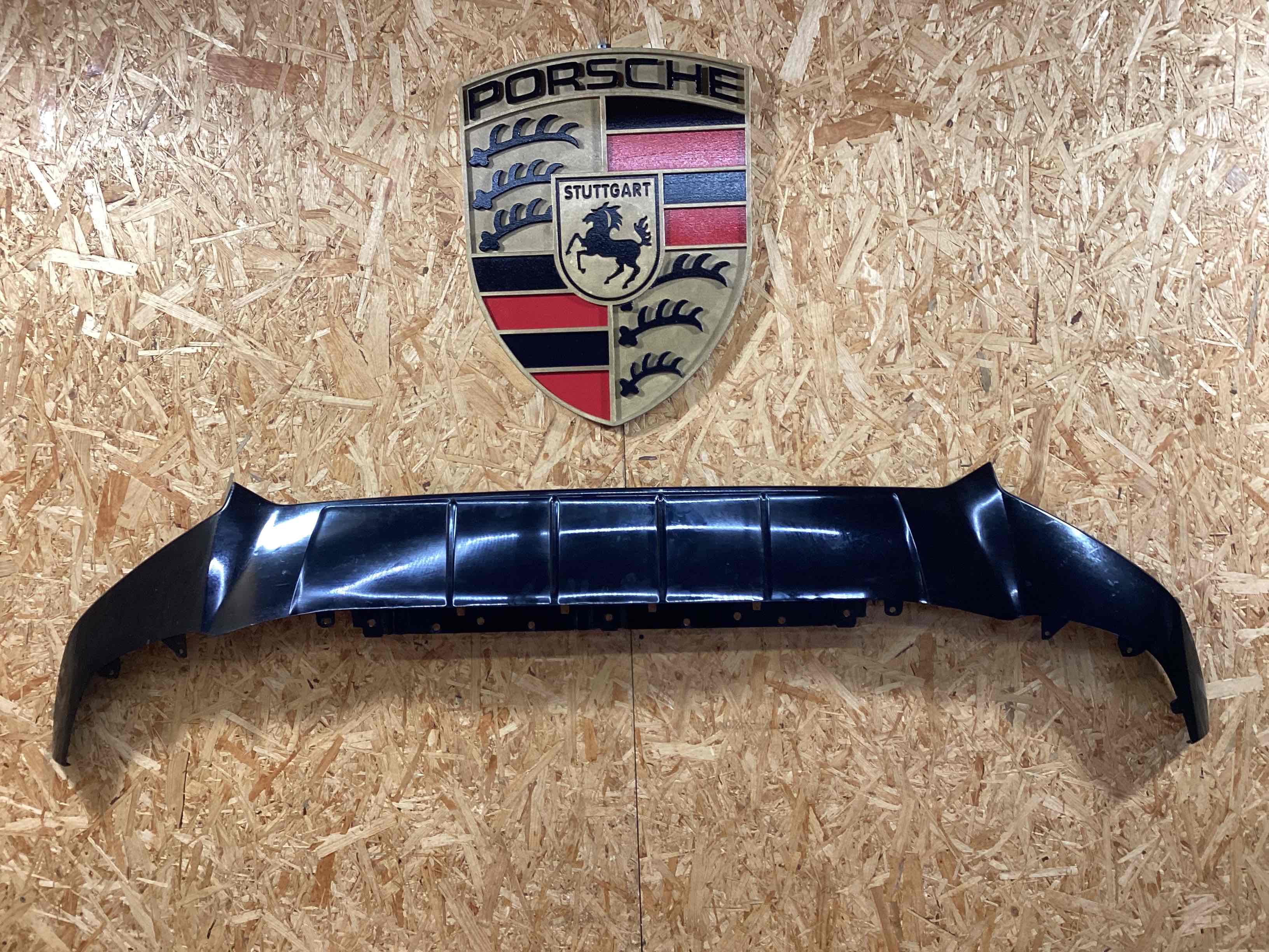 Юбка бампера нижняя Porsche Cayenne 060326-111